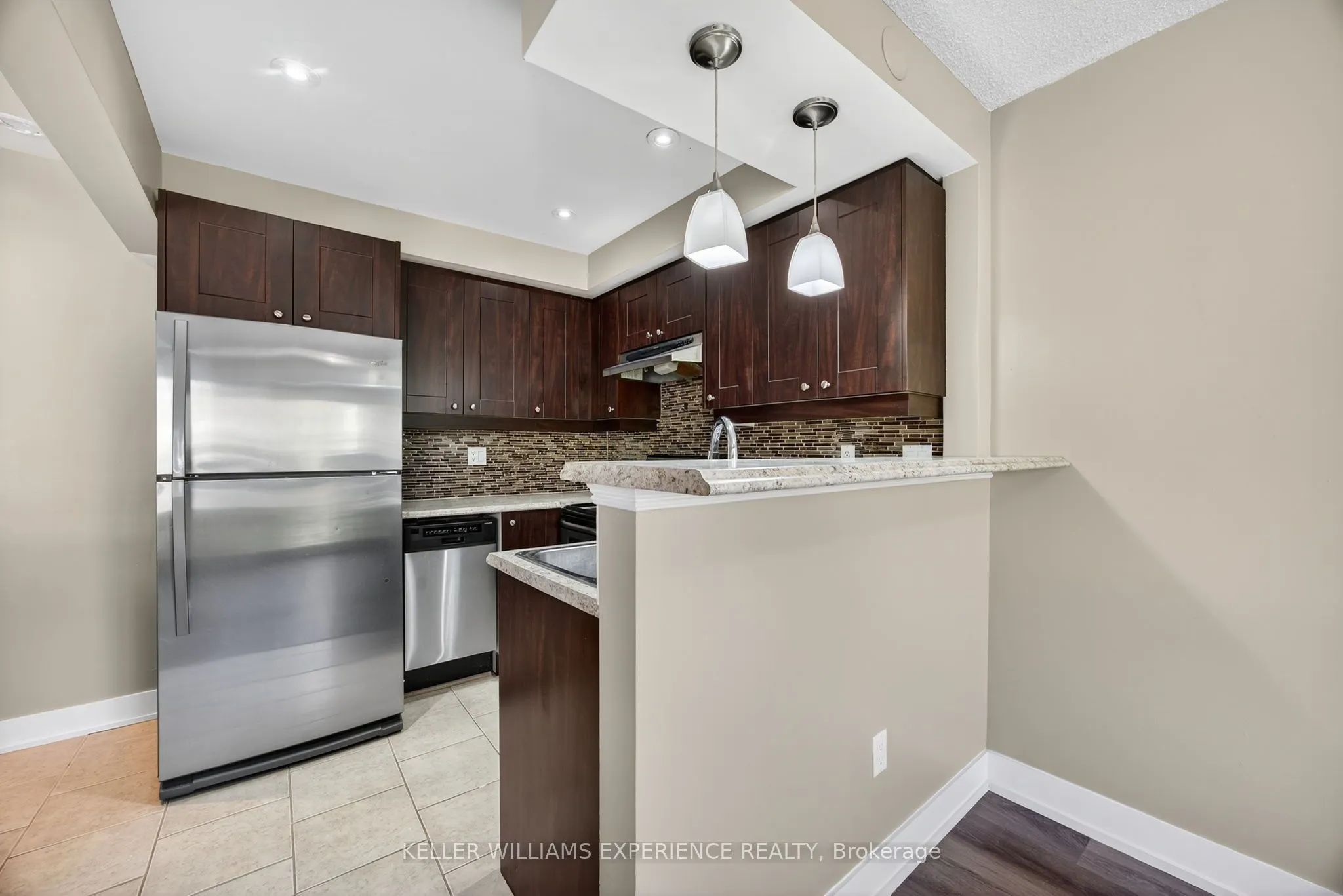 12 LANKIN Boulevard, ##22