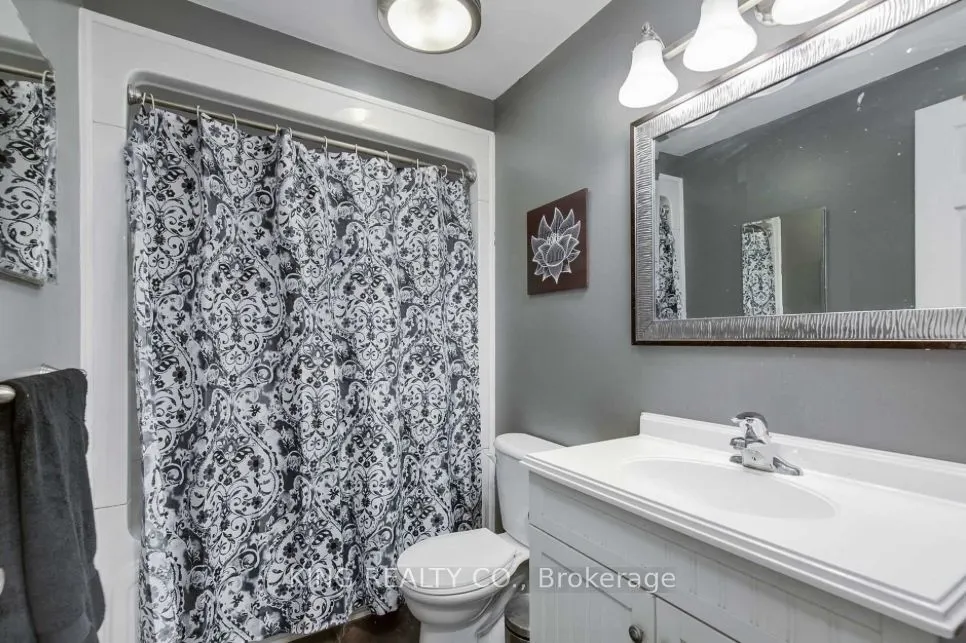 24 Lampman Lane