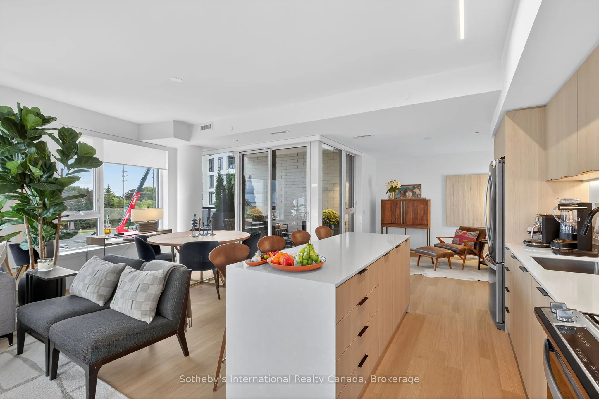 31 Huron Street, #224