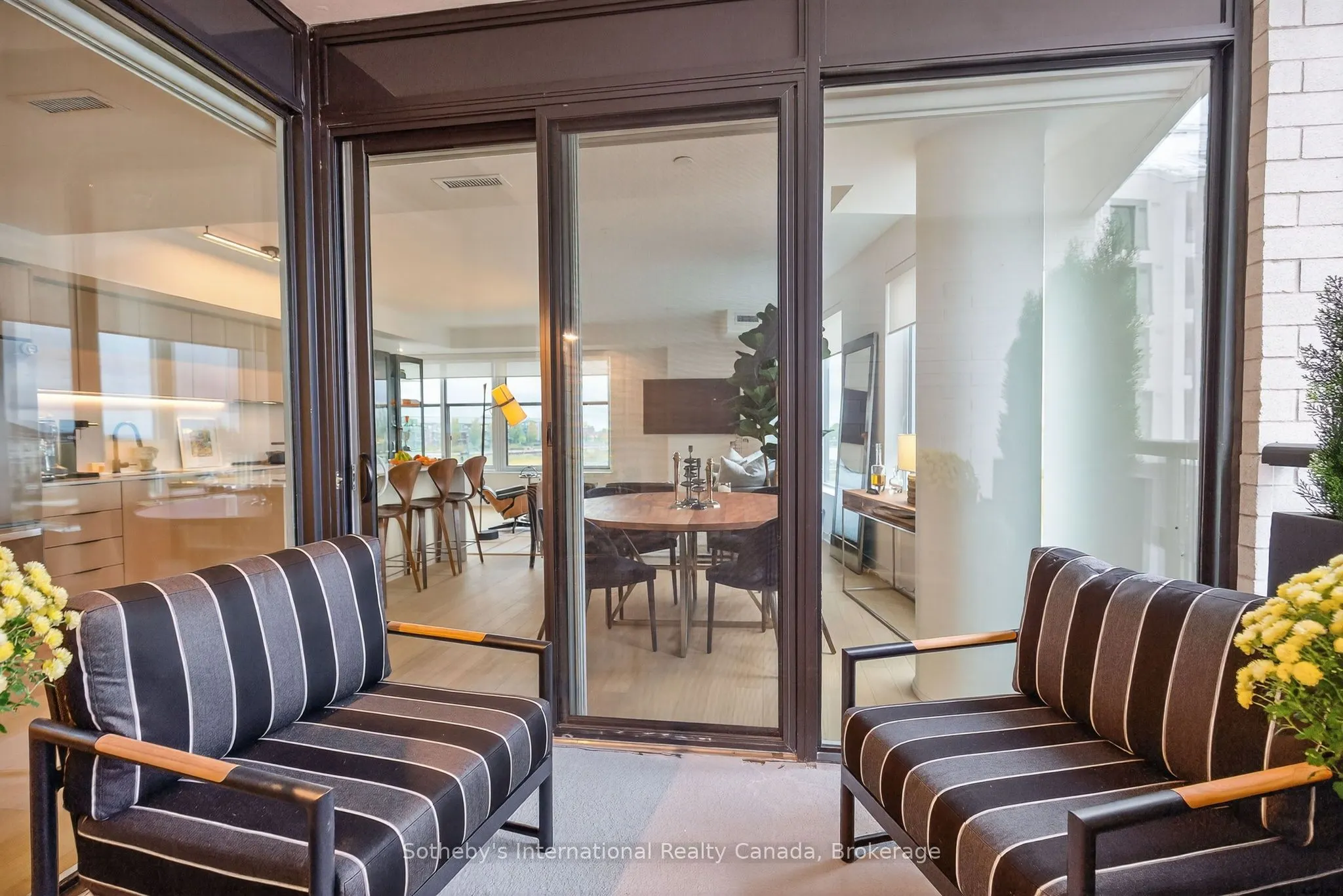 31 Huron Street, #224