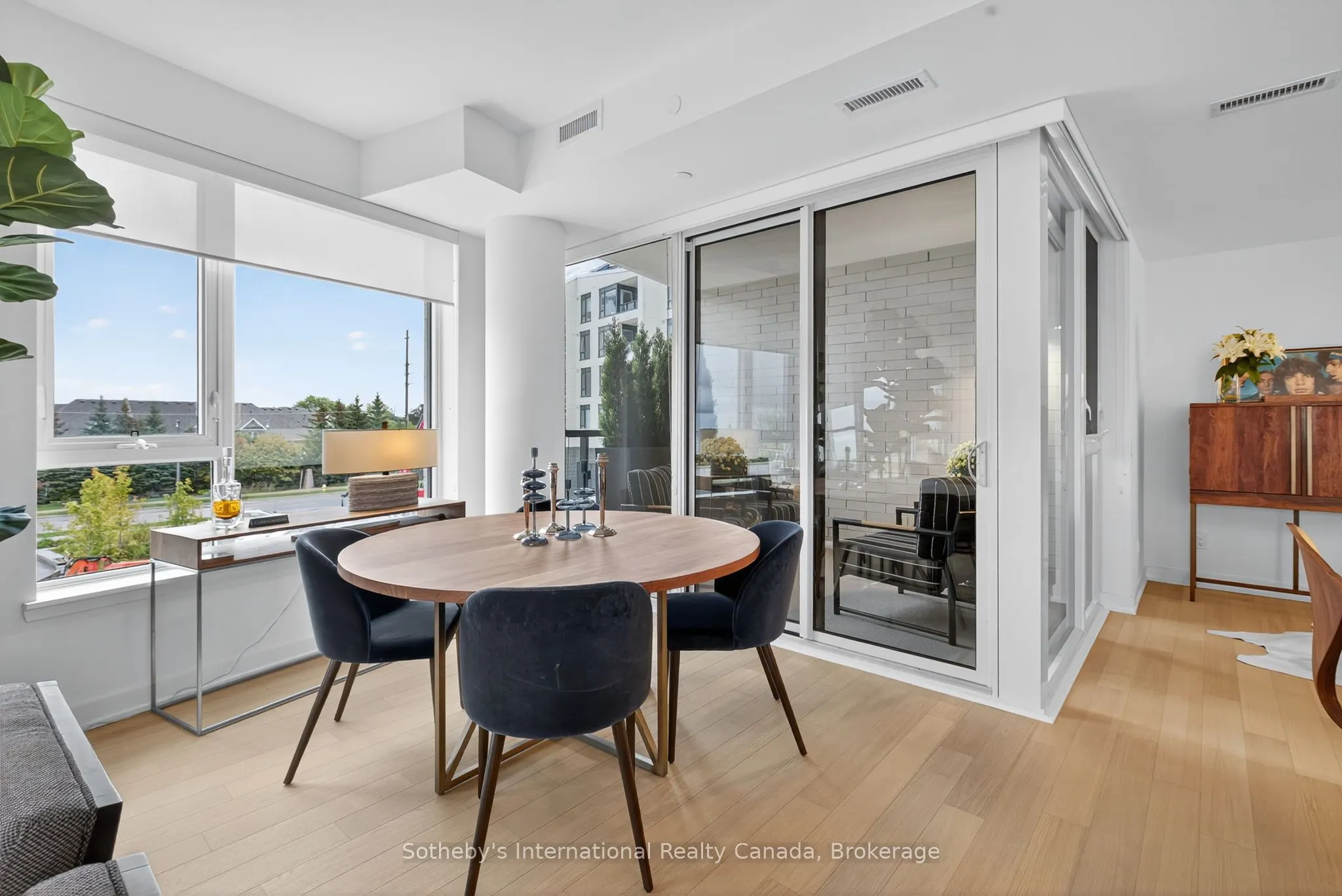 31 Huron Street, #224