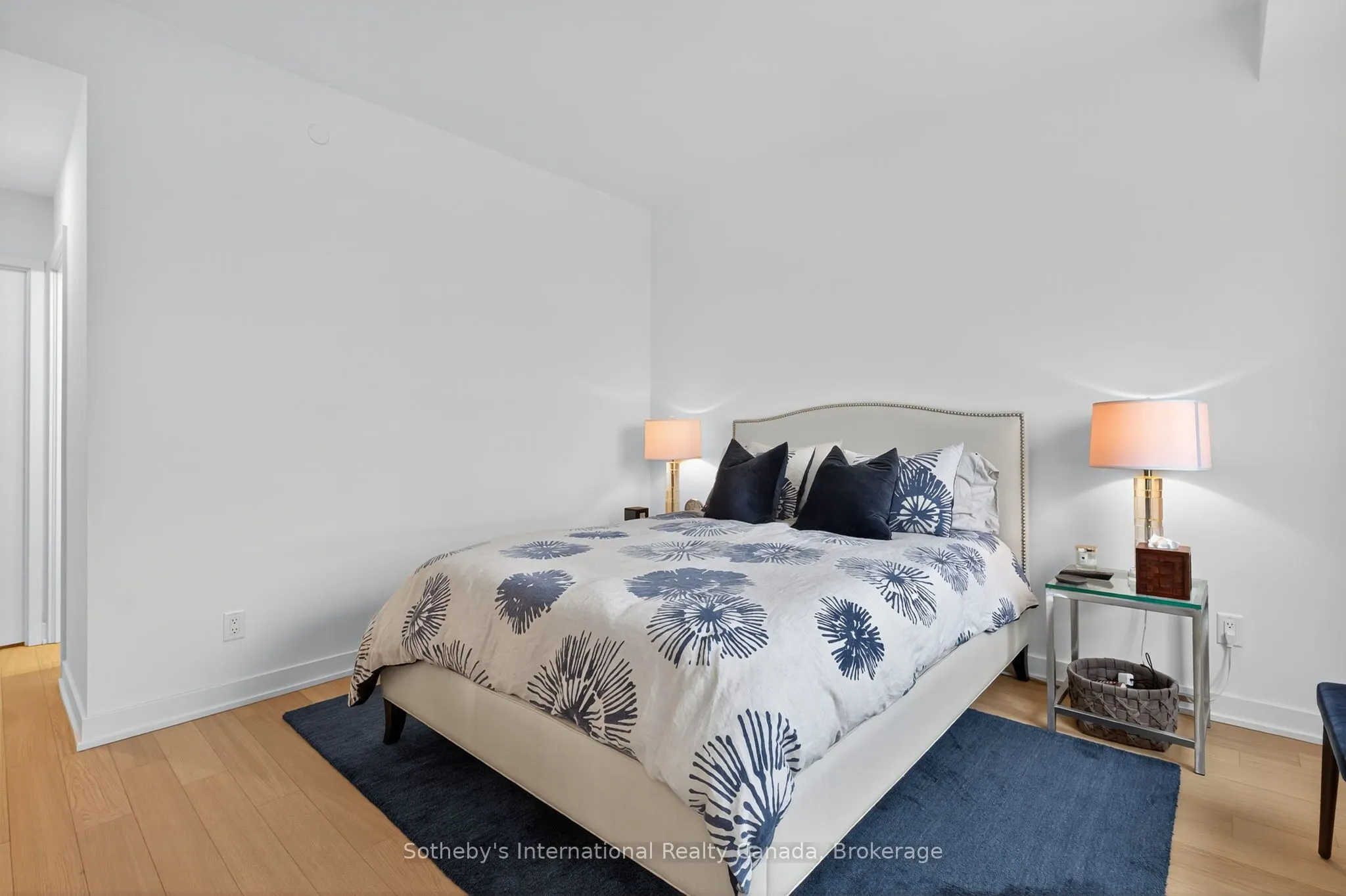 31 Huron Street, #224