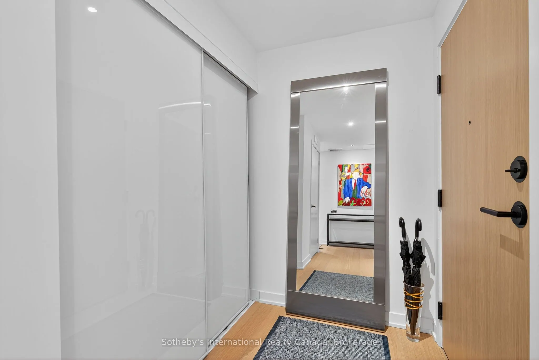 31 Huron Street, #224