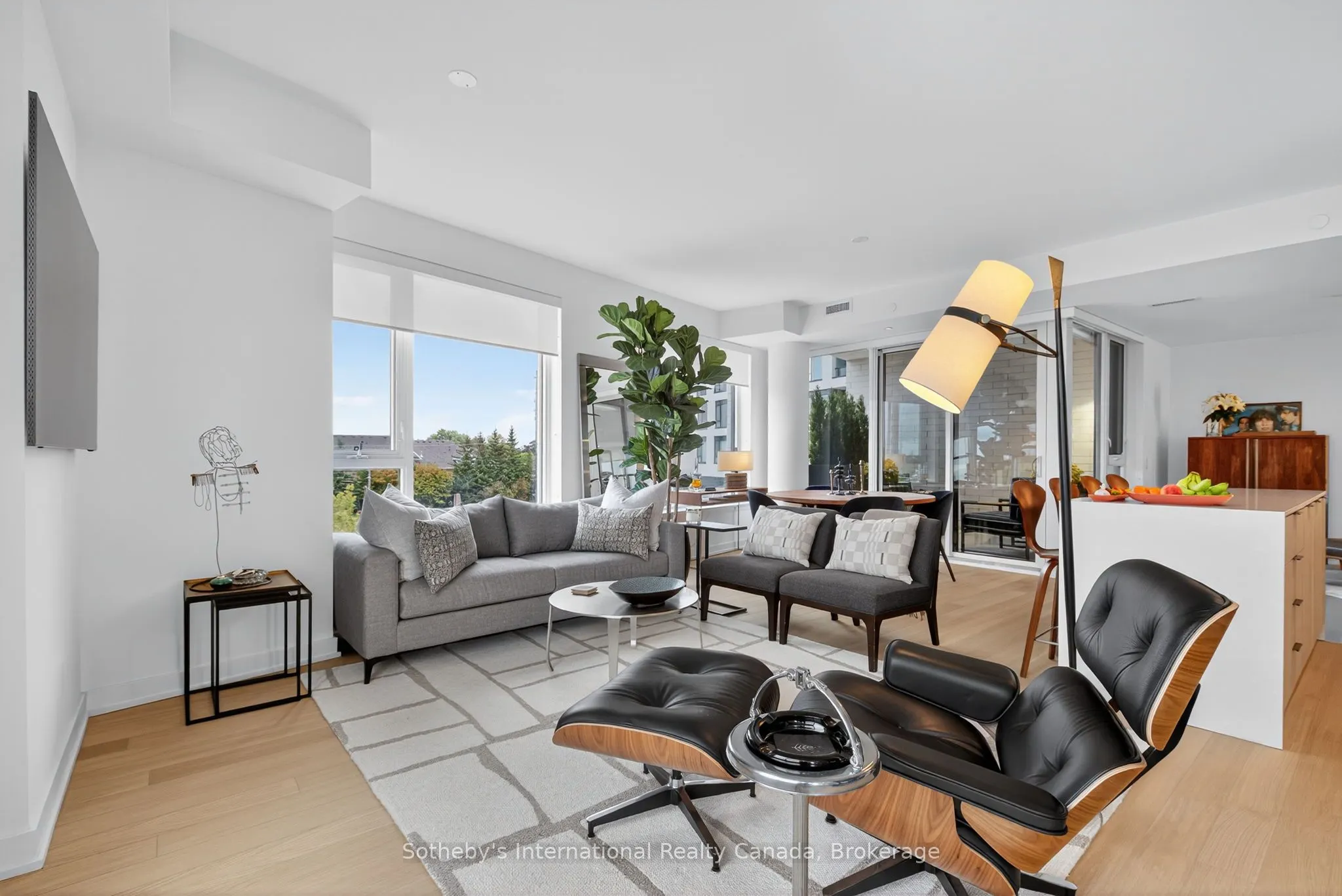 31 Huron Street, #224