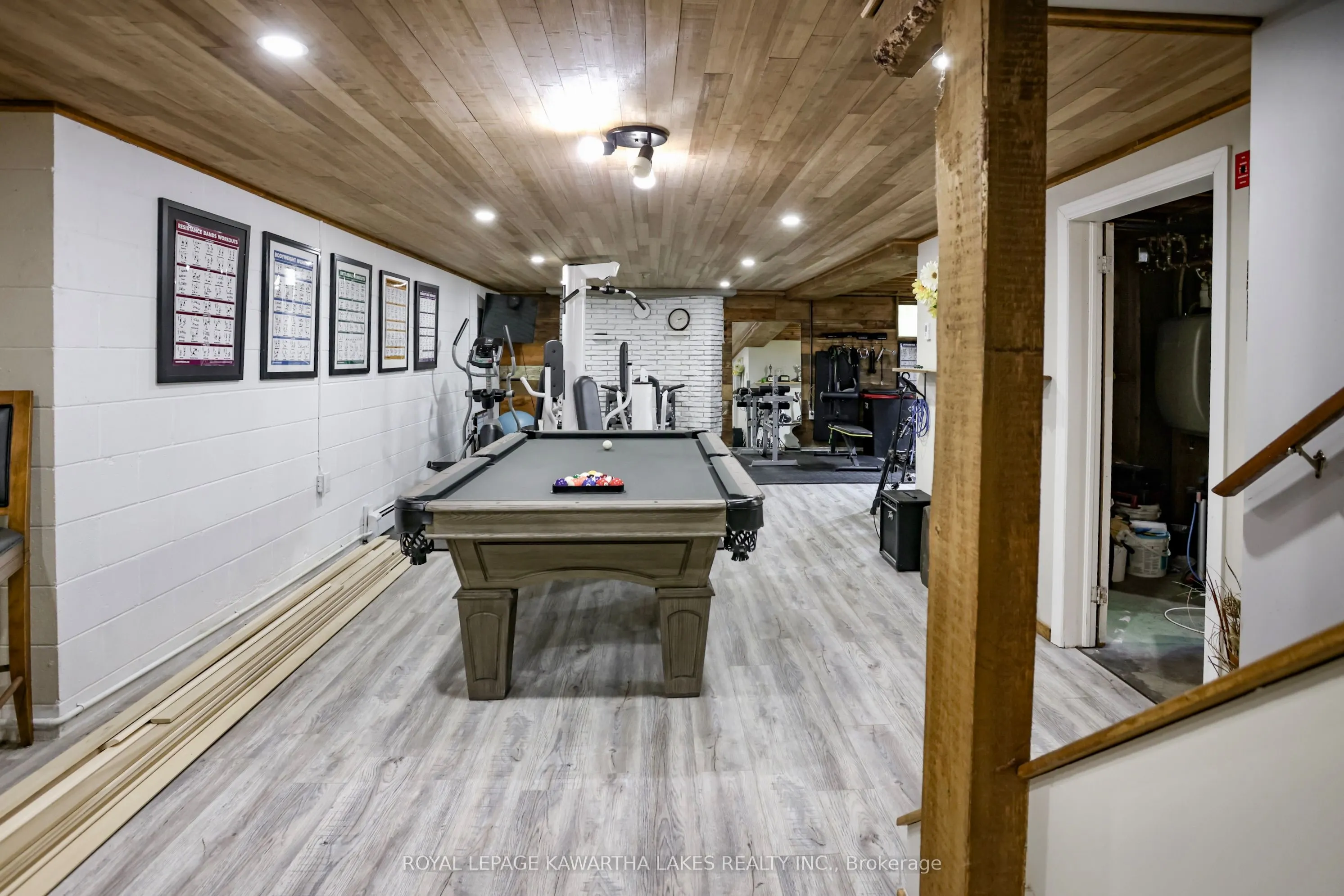 1185 Zoschke Drive