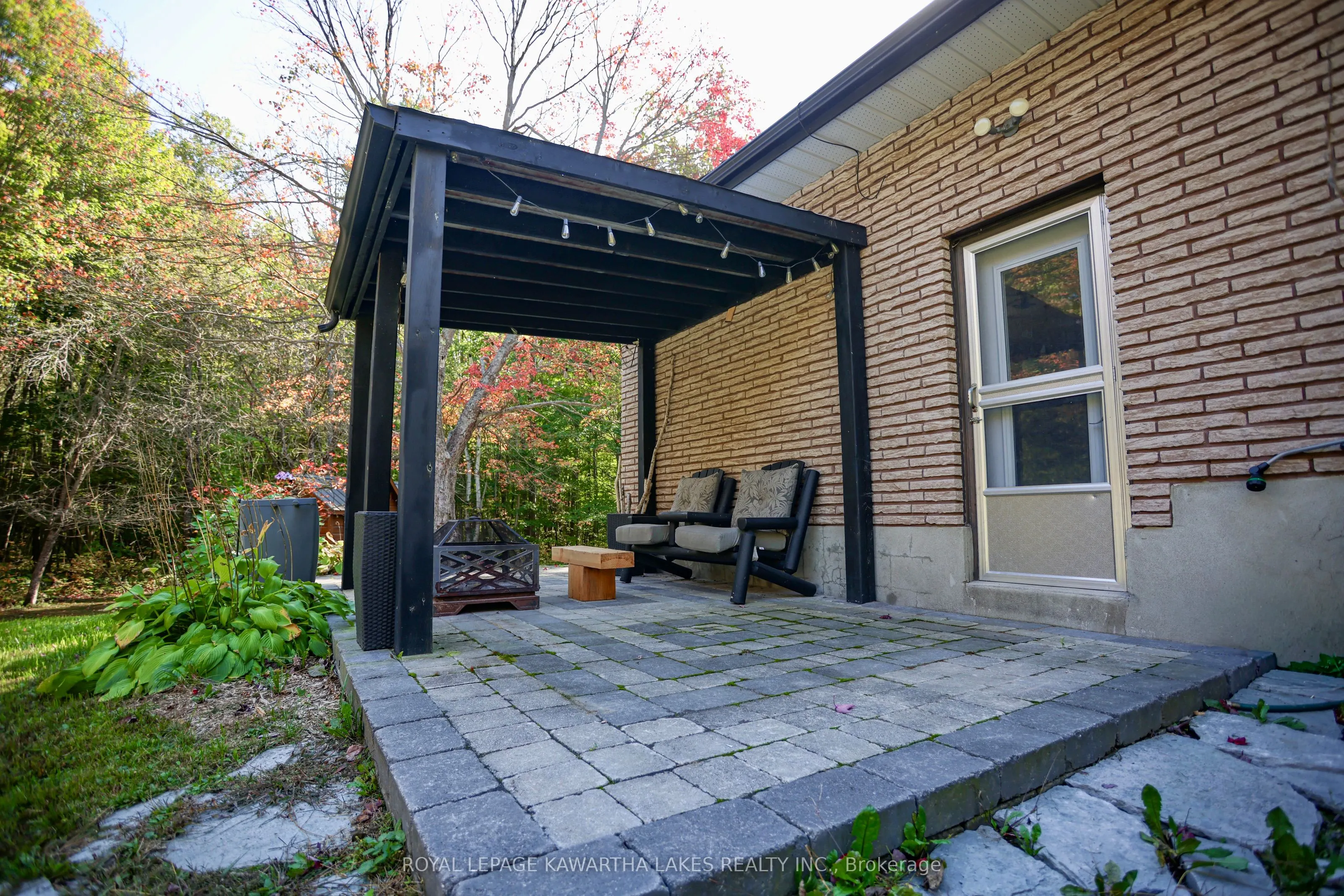 1185 Zoschke Drive