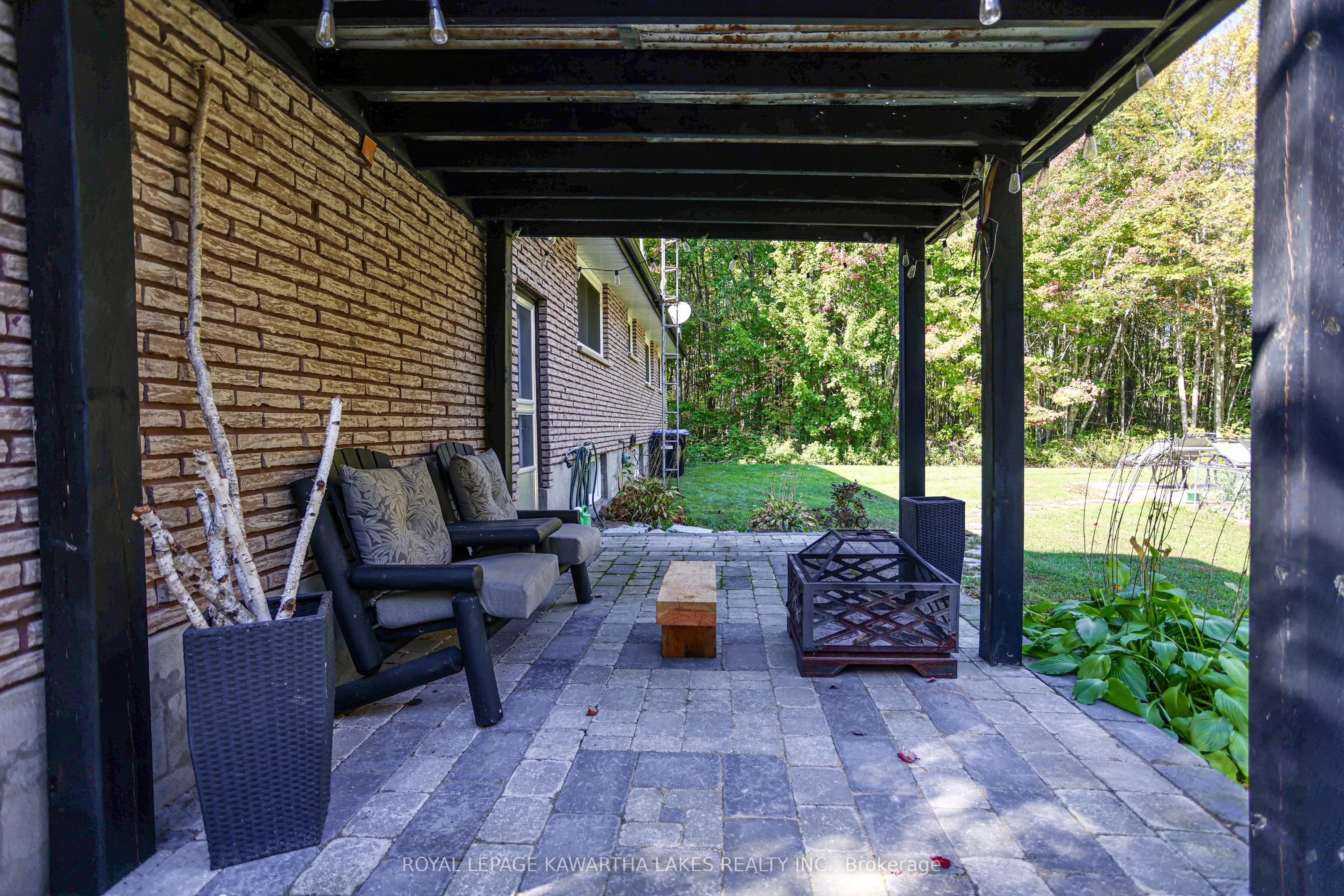 1185 Zoschke Drive