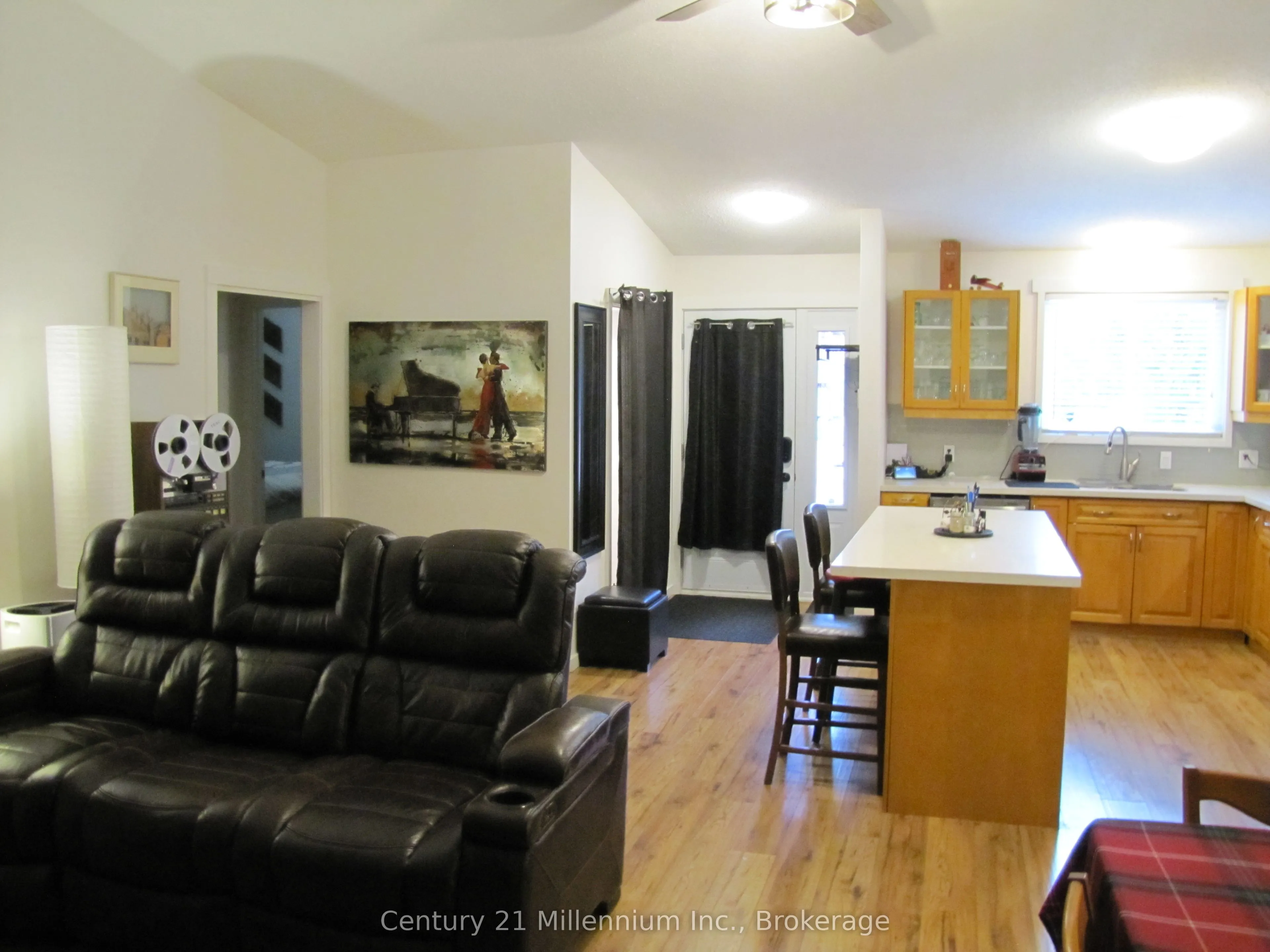 11 HARBOUR Street W, #341