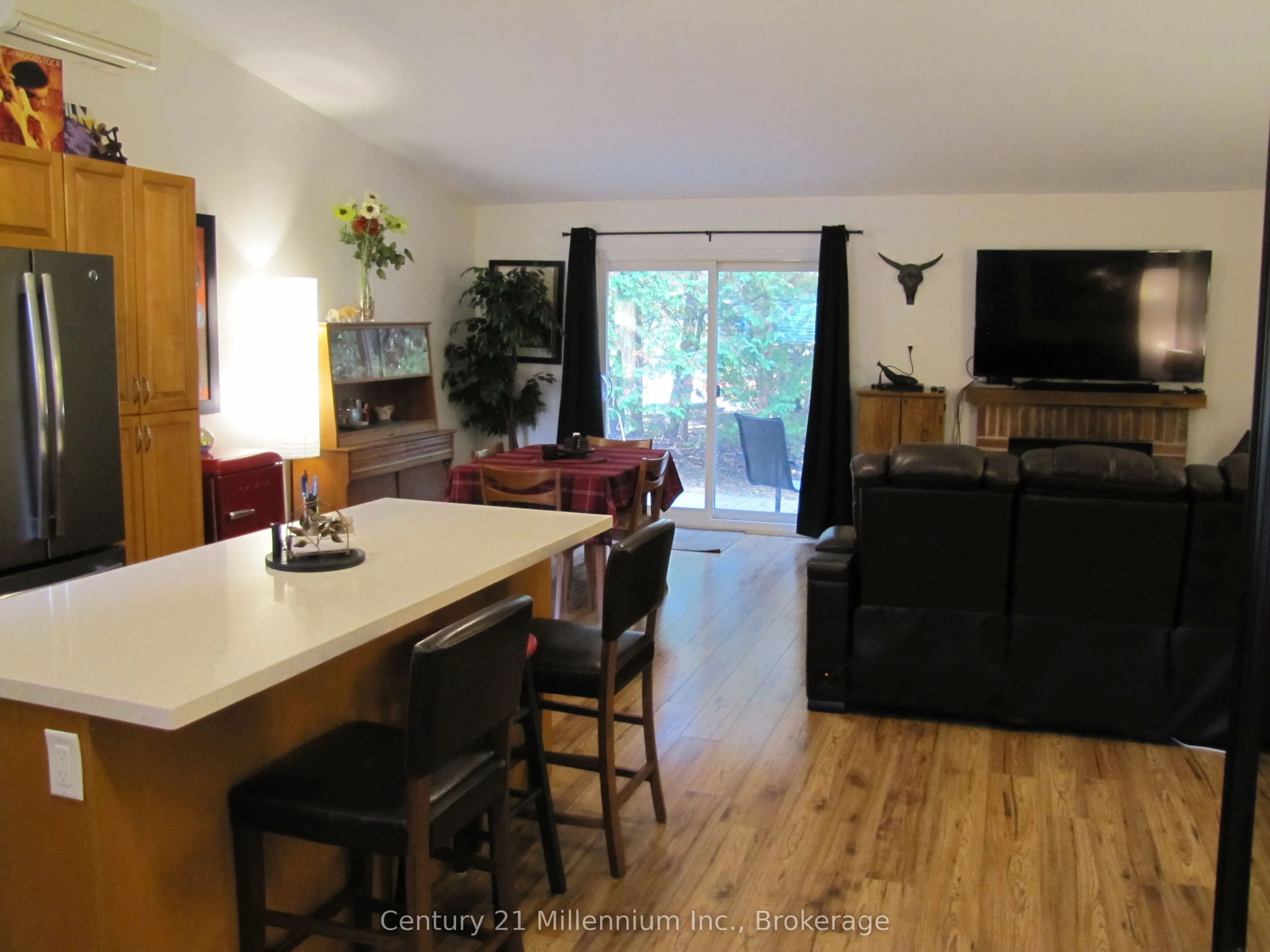 11 HARBOUR Street W, #341