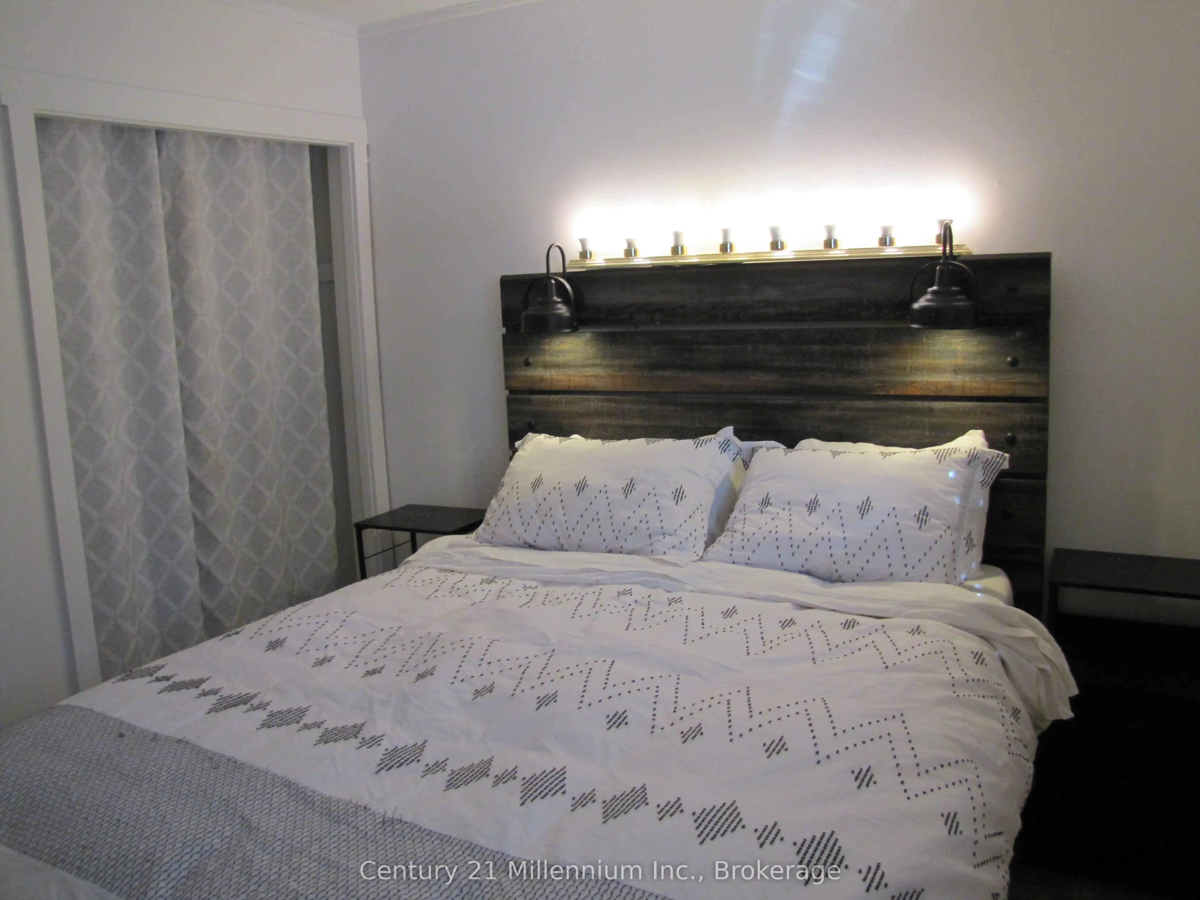 11 HARBOUR Street W, #341