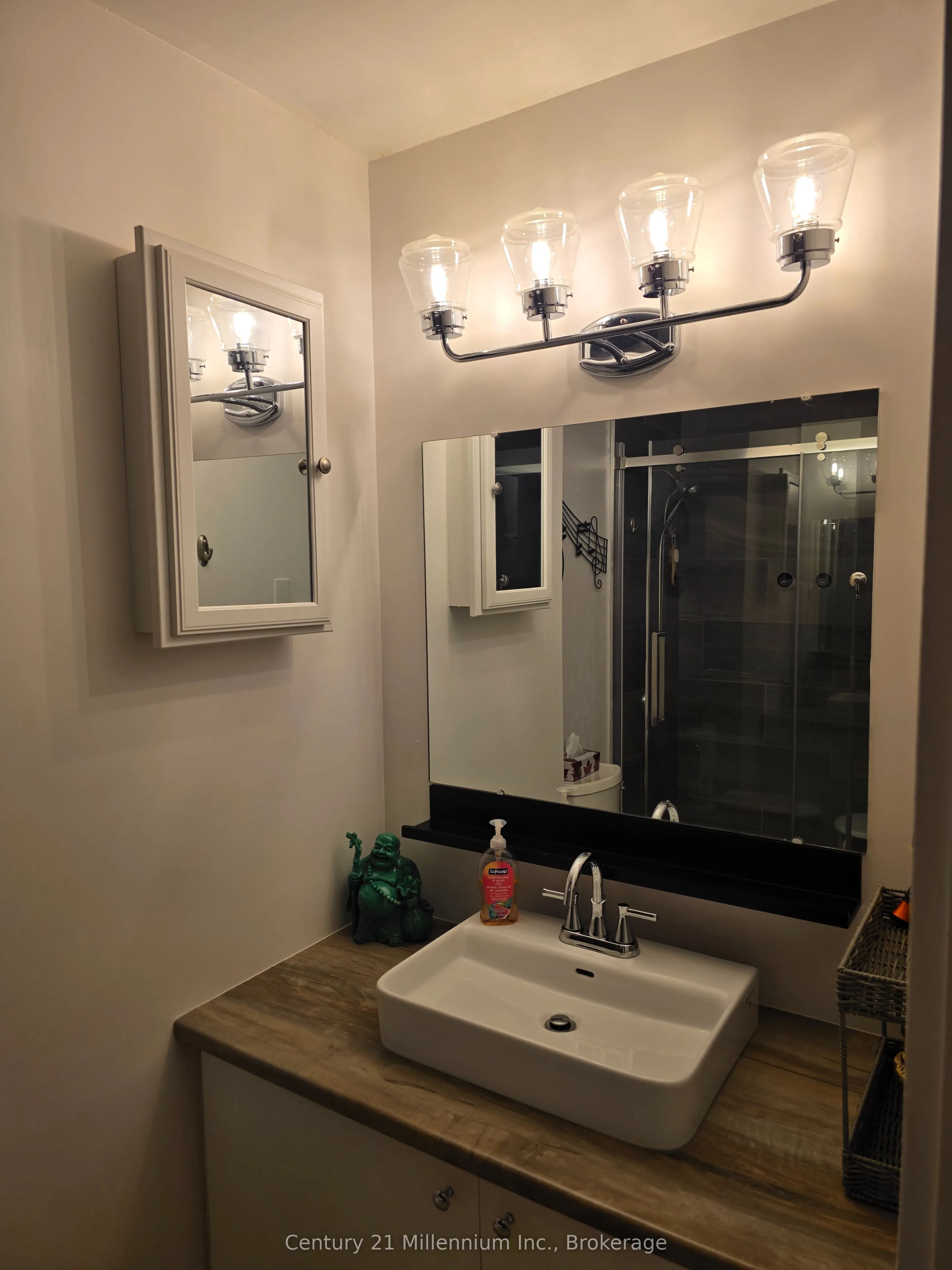11 HARBOUR Street W, #341