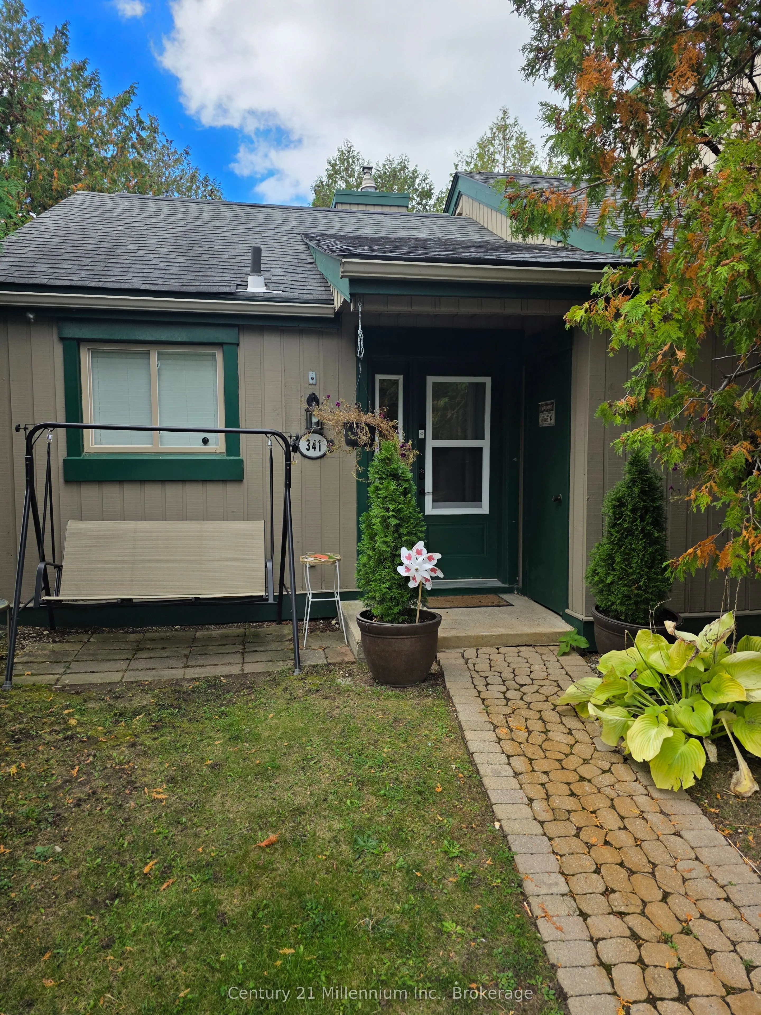 11 HARBOUR Street W, #341