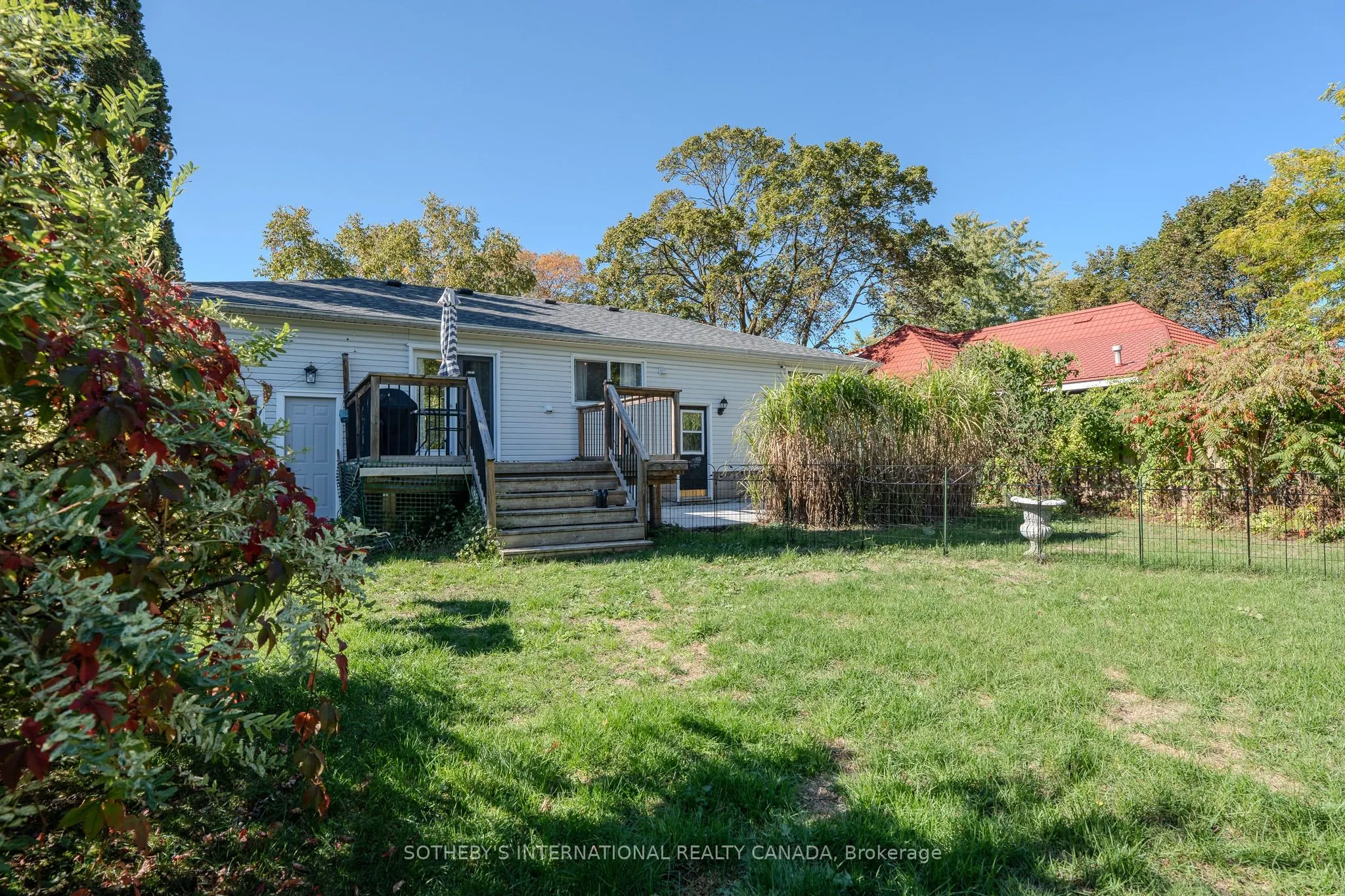 345 NAPIER Street