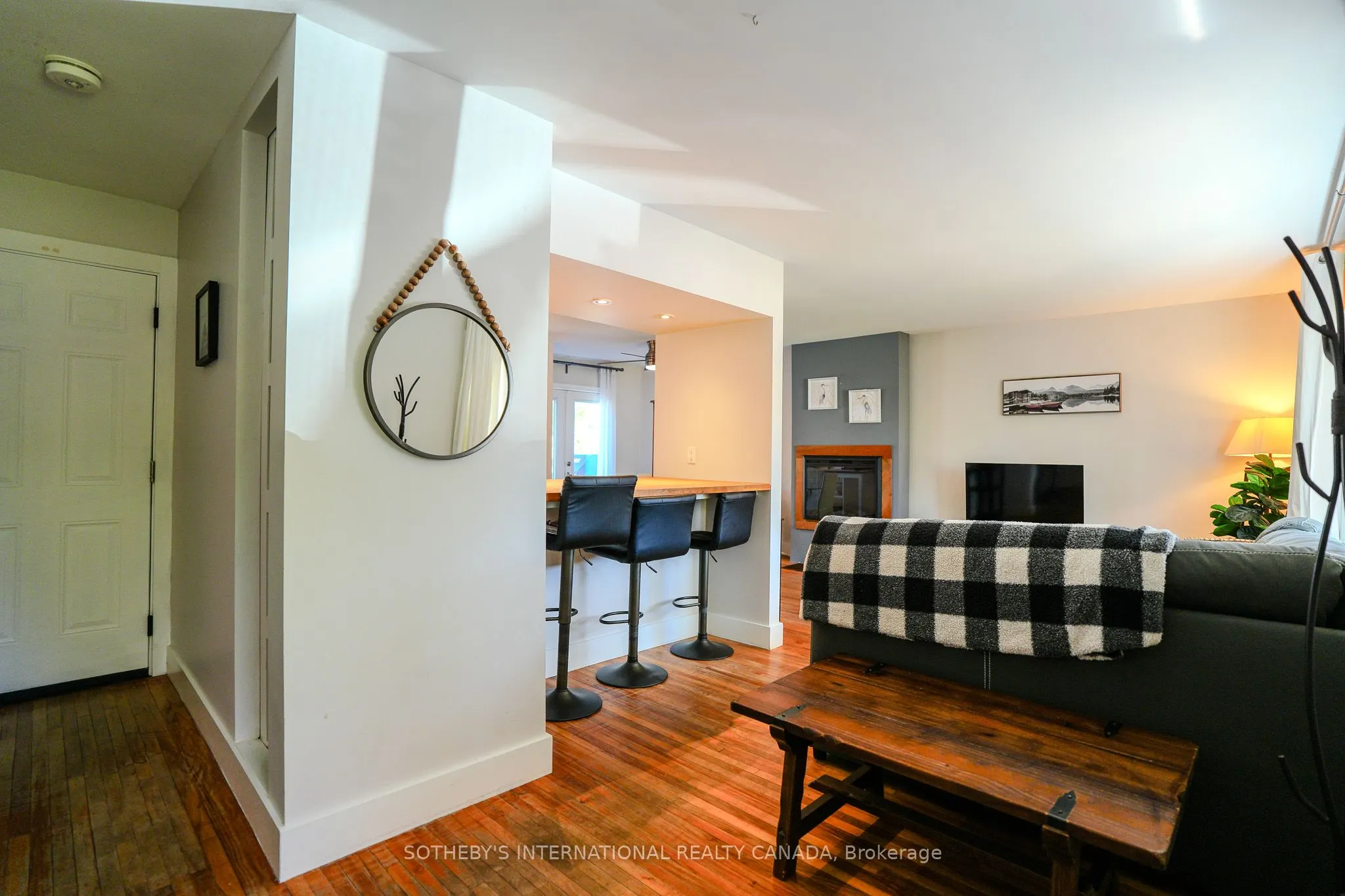 345 NAPIER Street