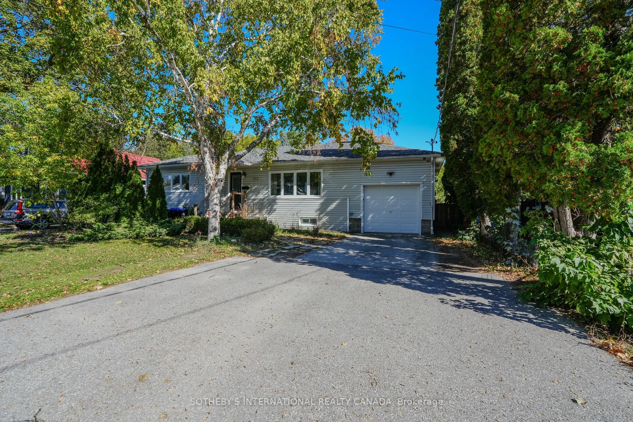345 NAPIER Street