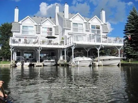 24 Laguna Parkway, #15