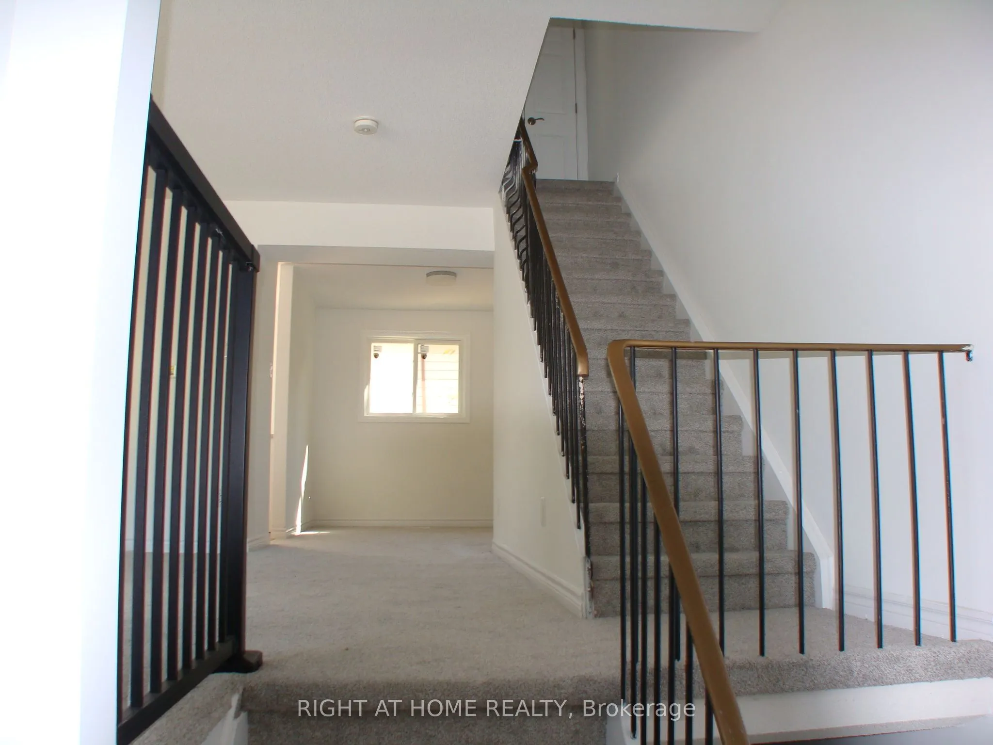 63 Ferris Lane, #E3