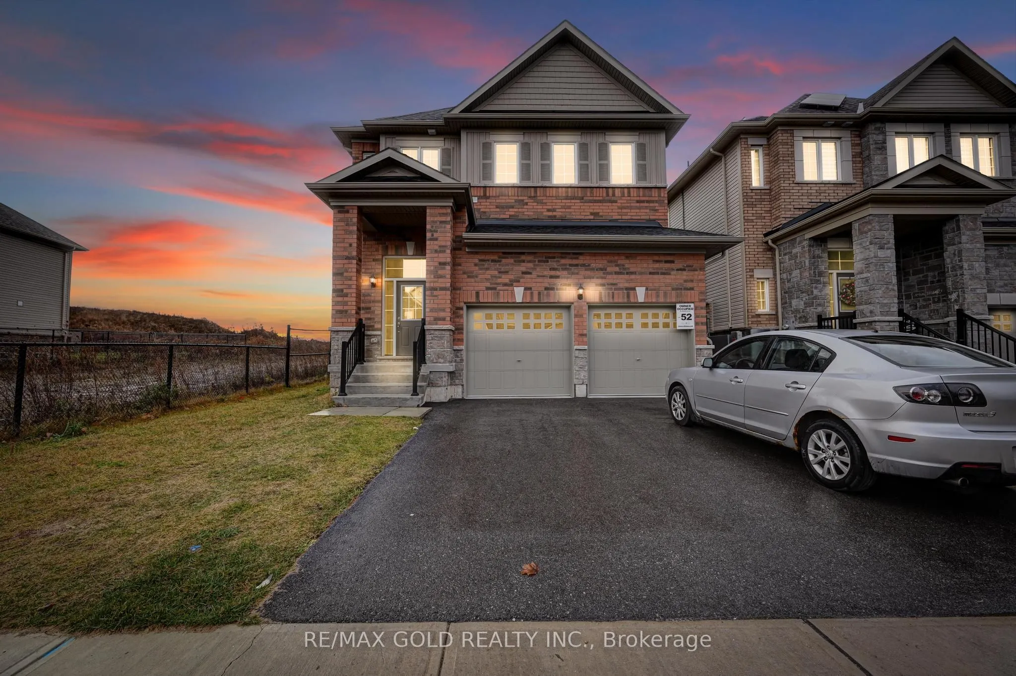 84 Atlantis Drive W