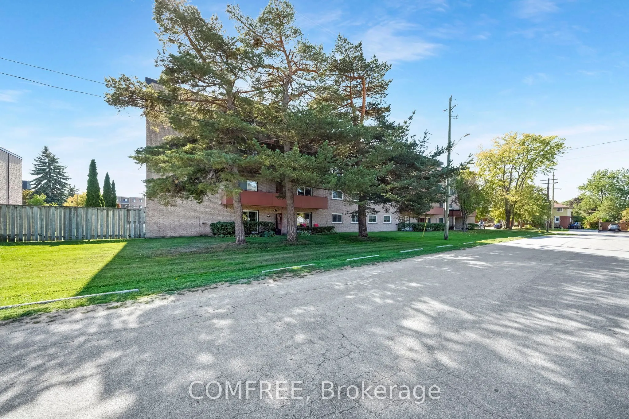 184 Eighth Street, #207