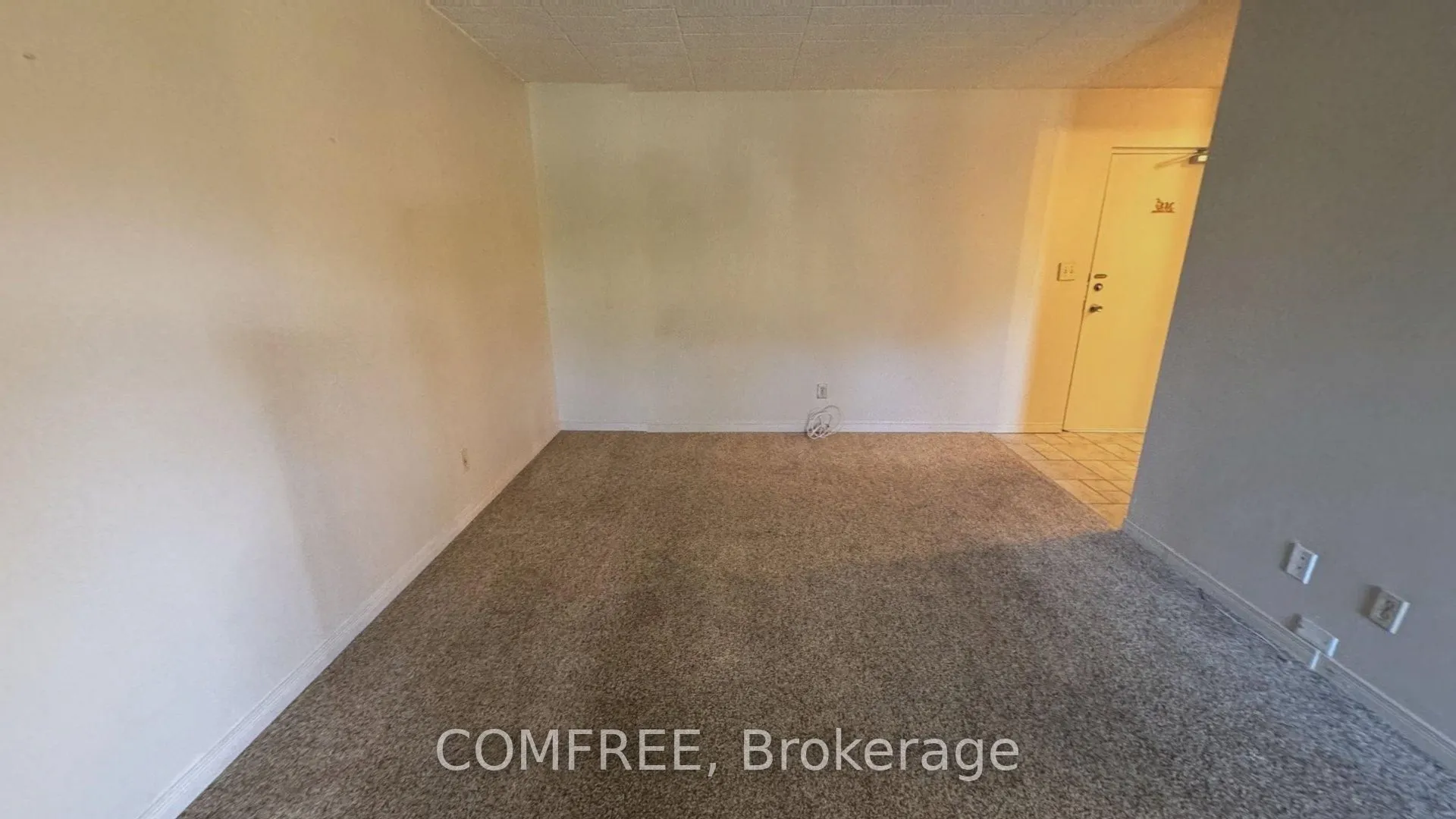 184 Eighth Street, #207