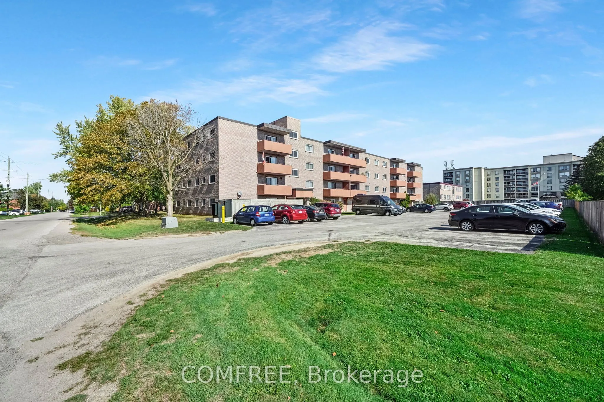 184 Eighth Street, #207