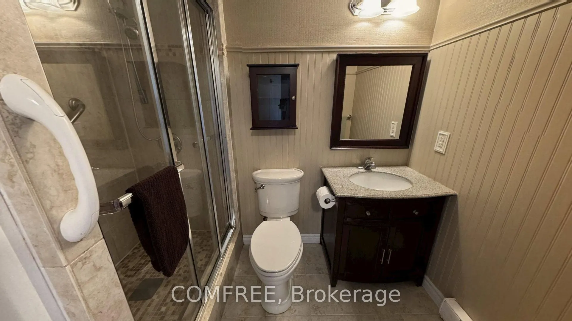 184 Eighth Street, #207