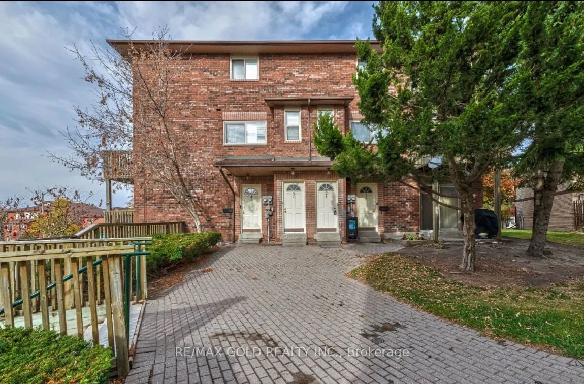 9 Meadow Lane, #2