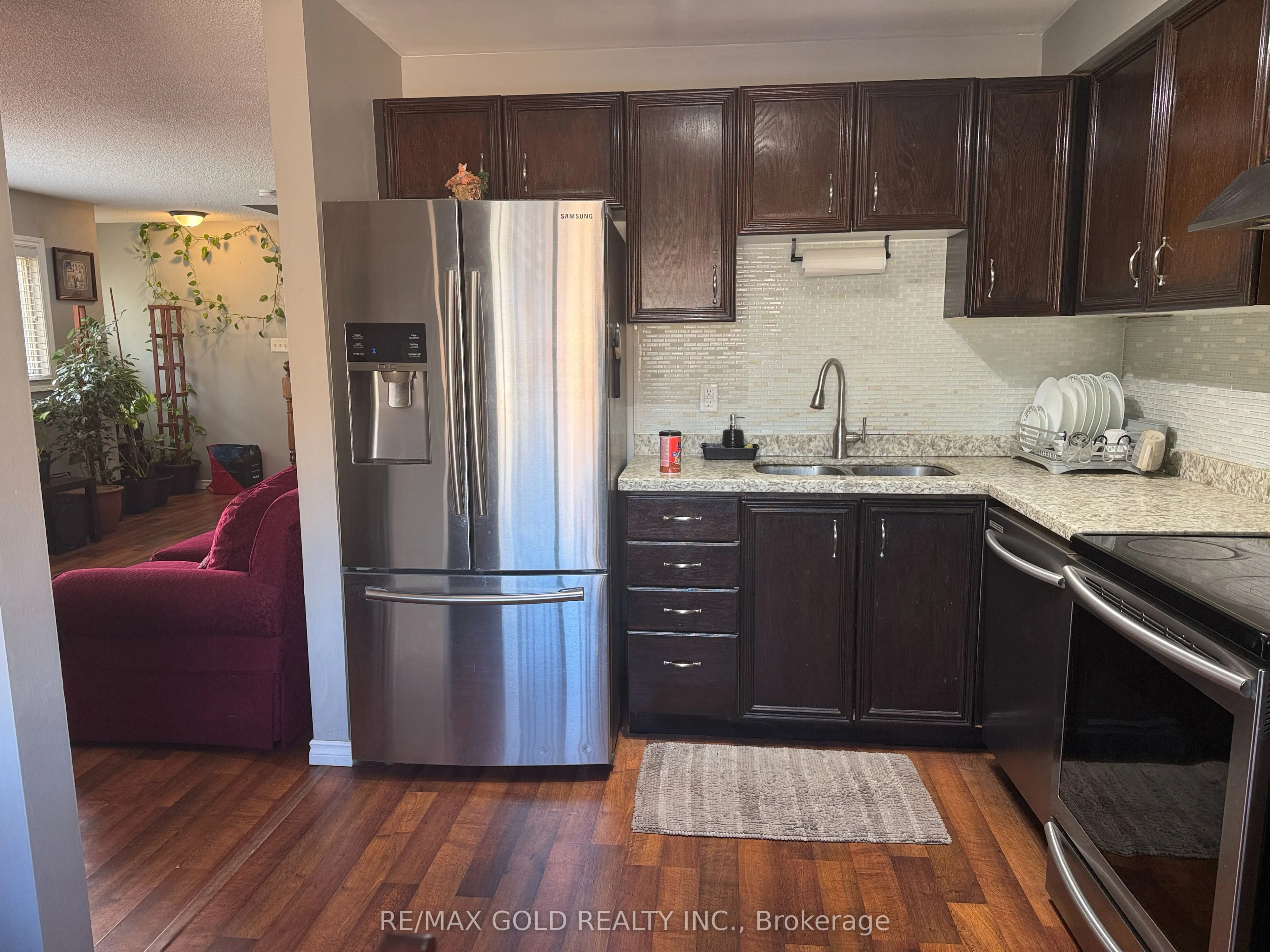 9 Meadow Lane, #2