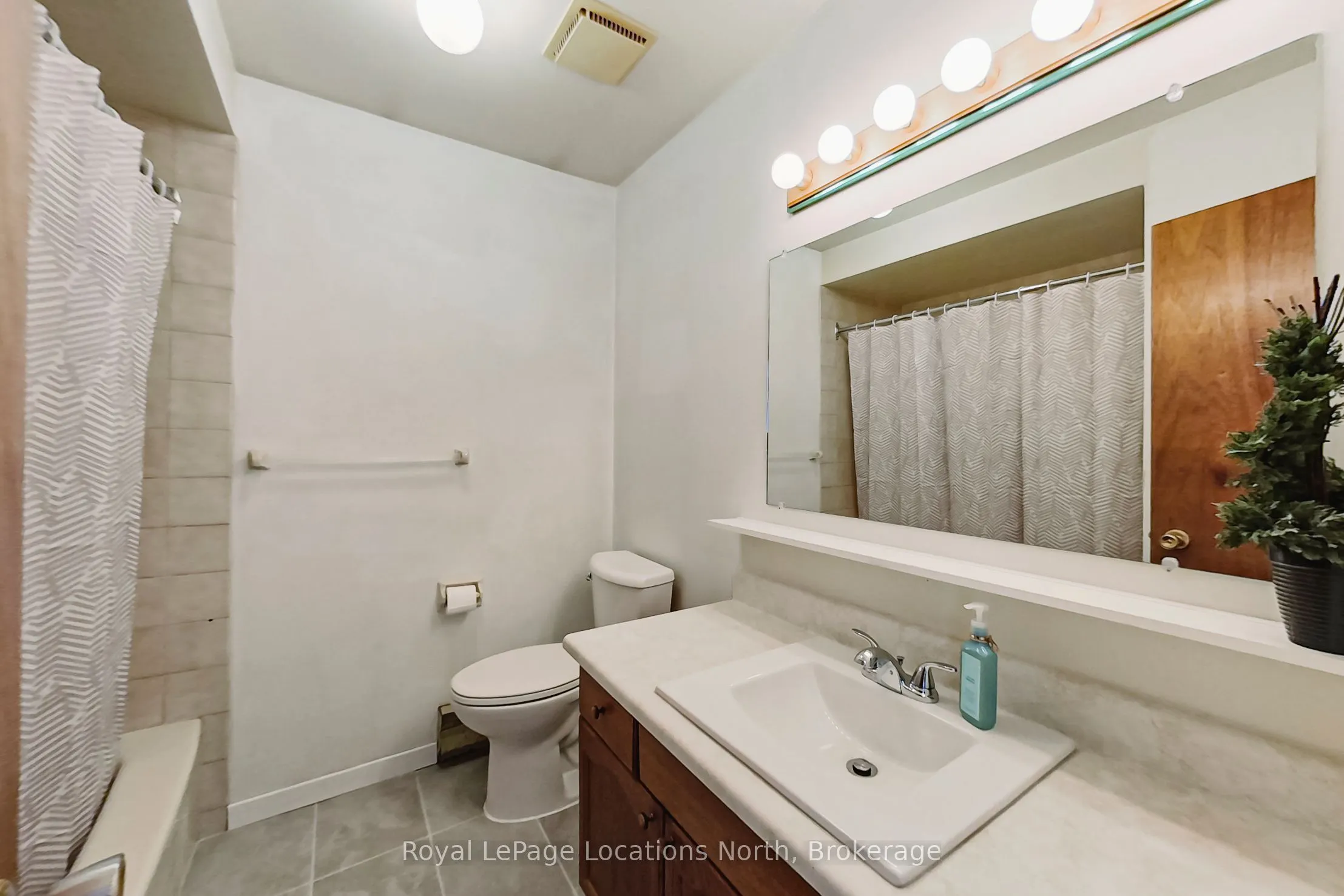 402 SEVENTH Street