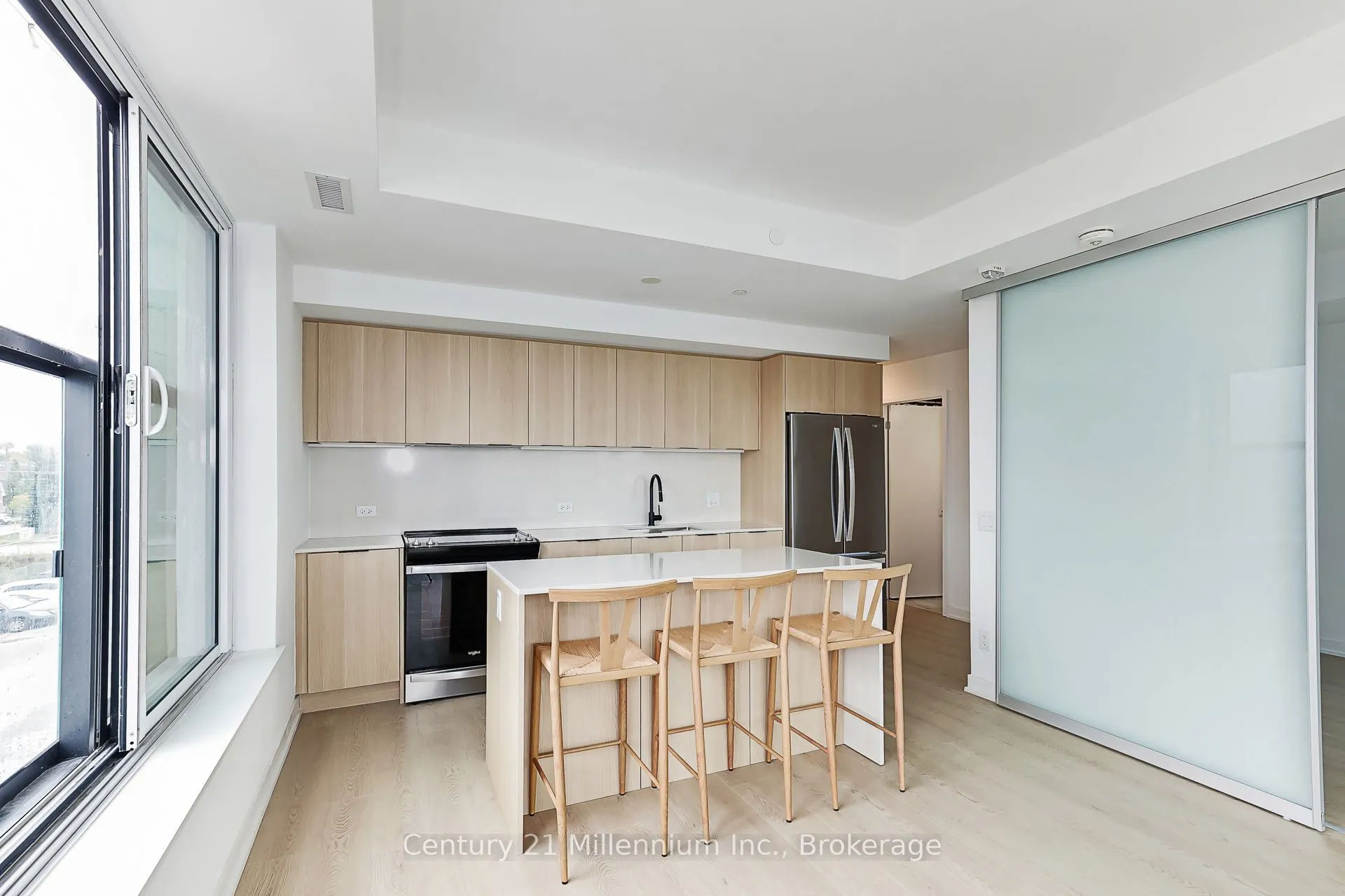 31 Huron Street, #223