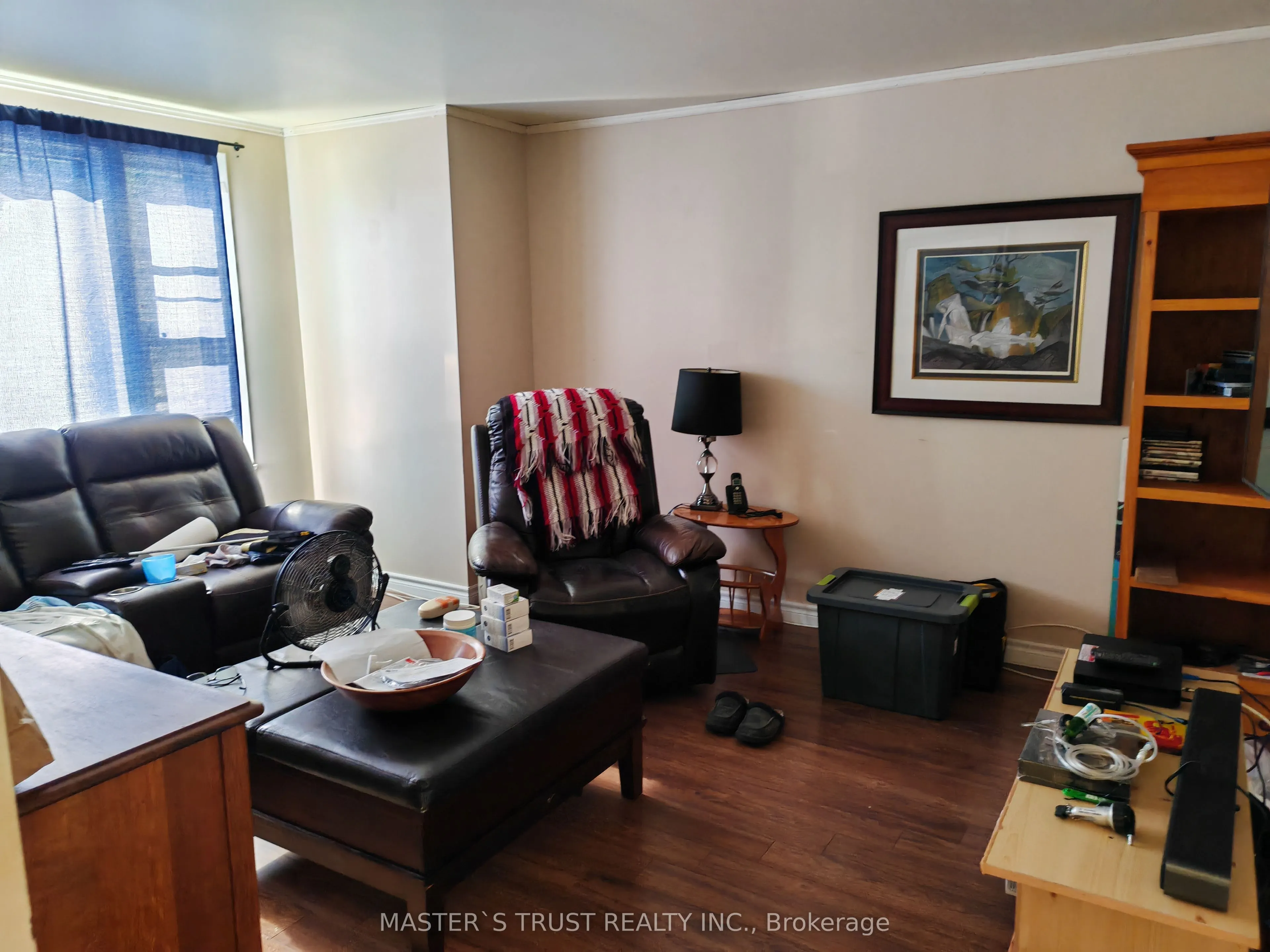 89 Westmount Drive S, #4