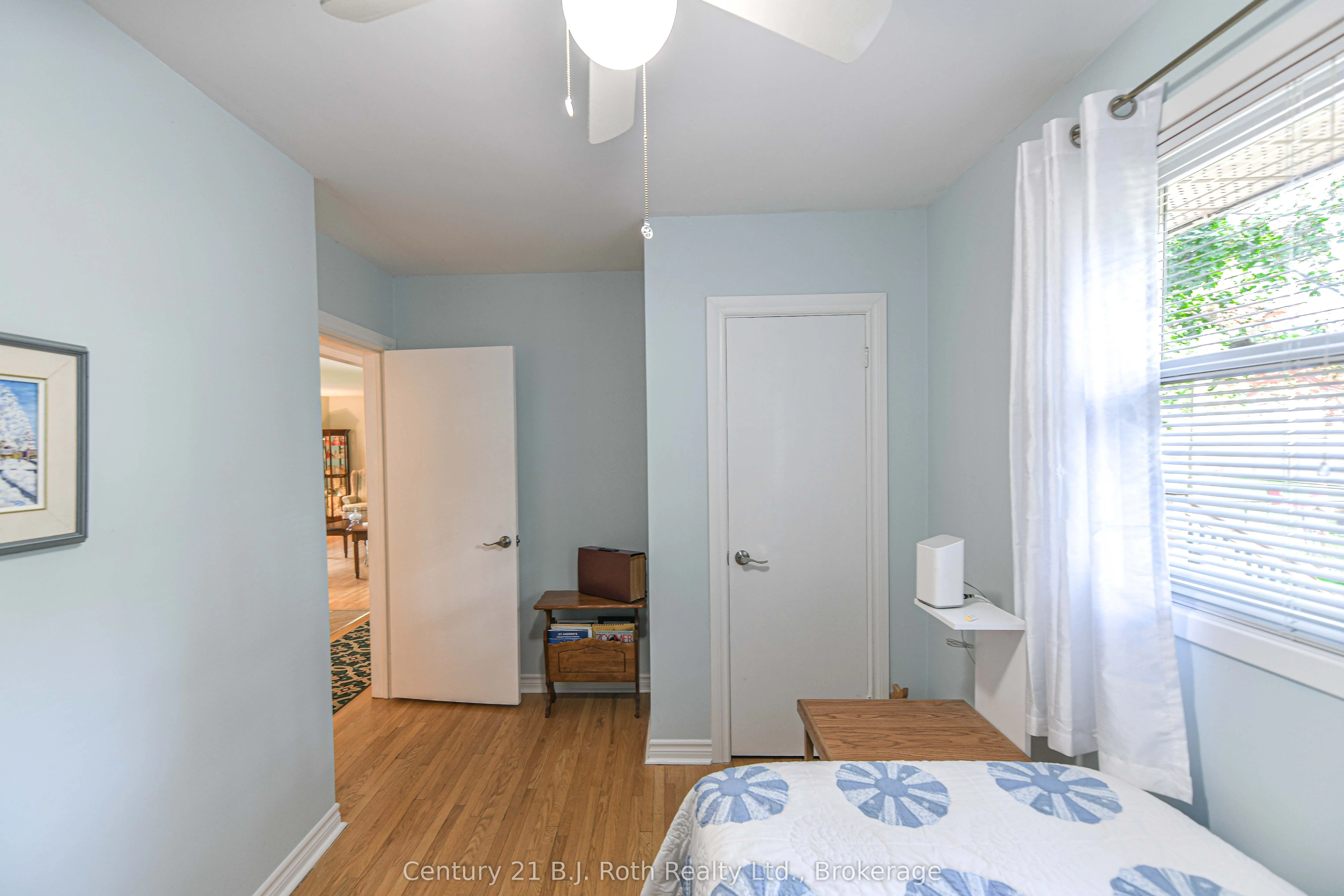 262 Lawrence Avenue