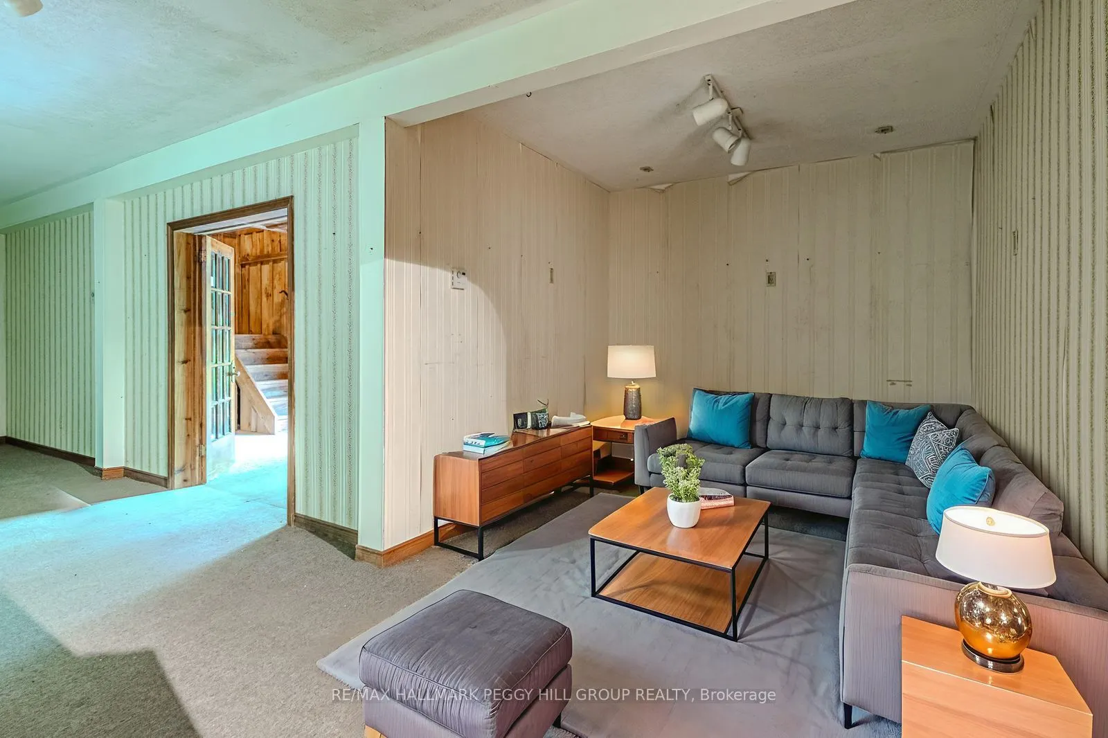 8275 County Road 9