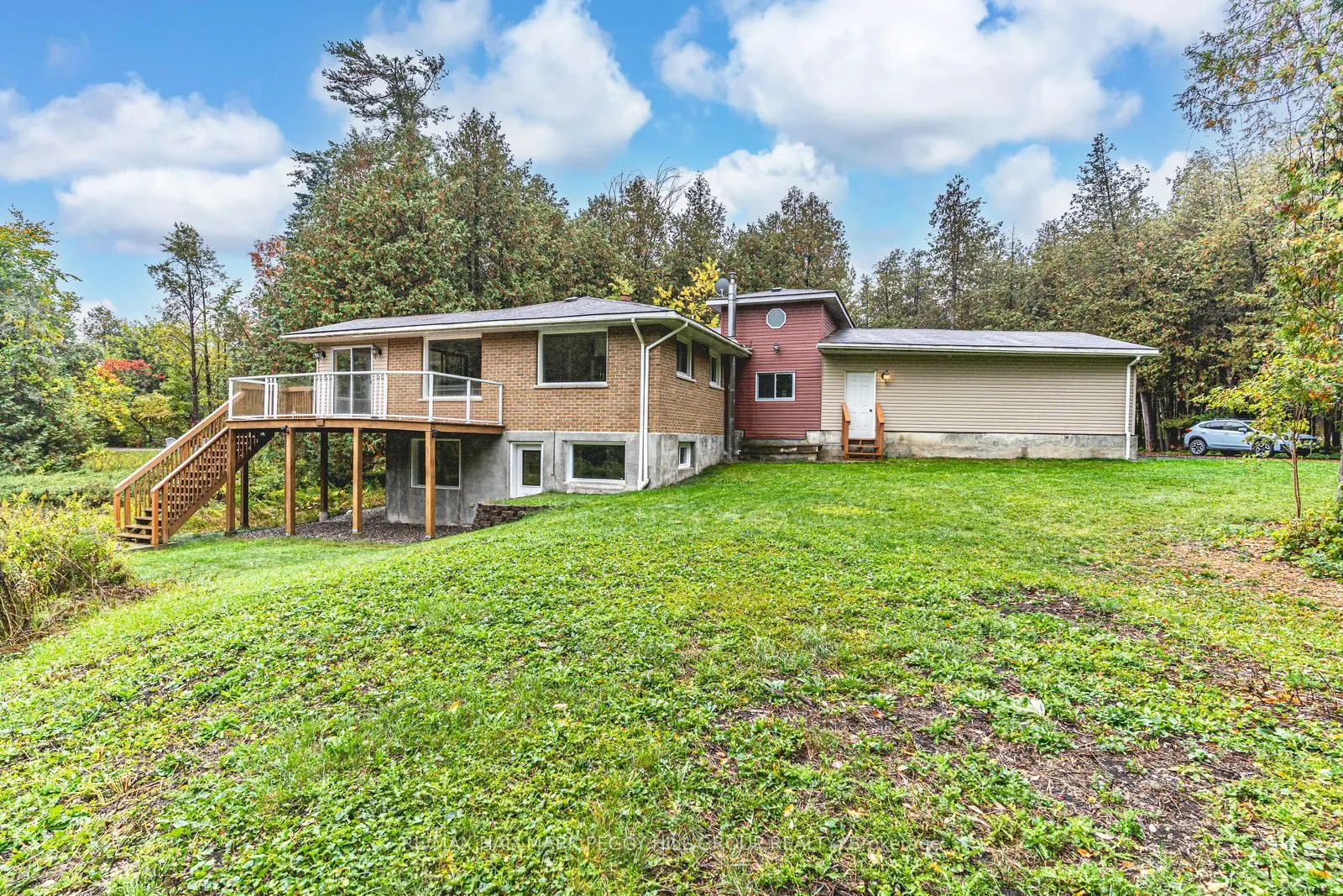 537 Huronia Road