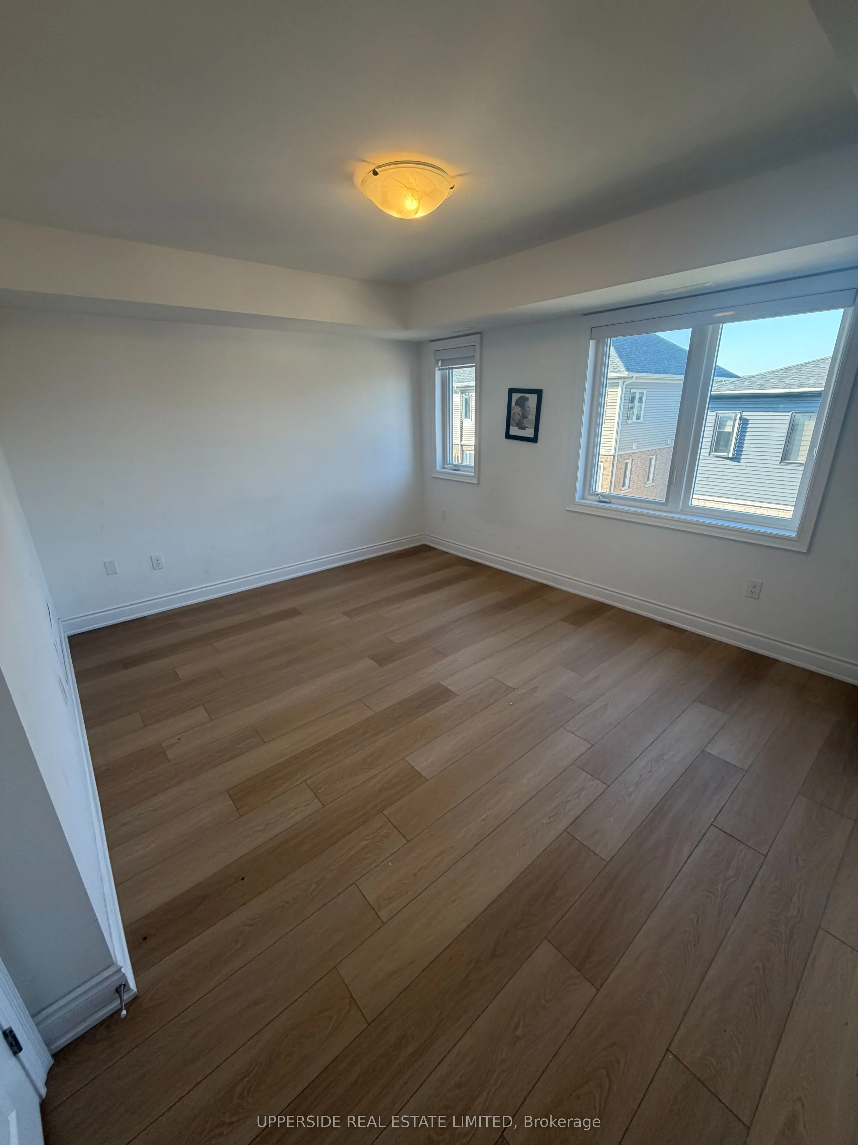 51 Hay Lane N, #3