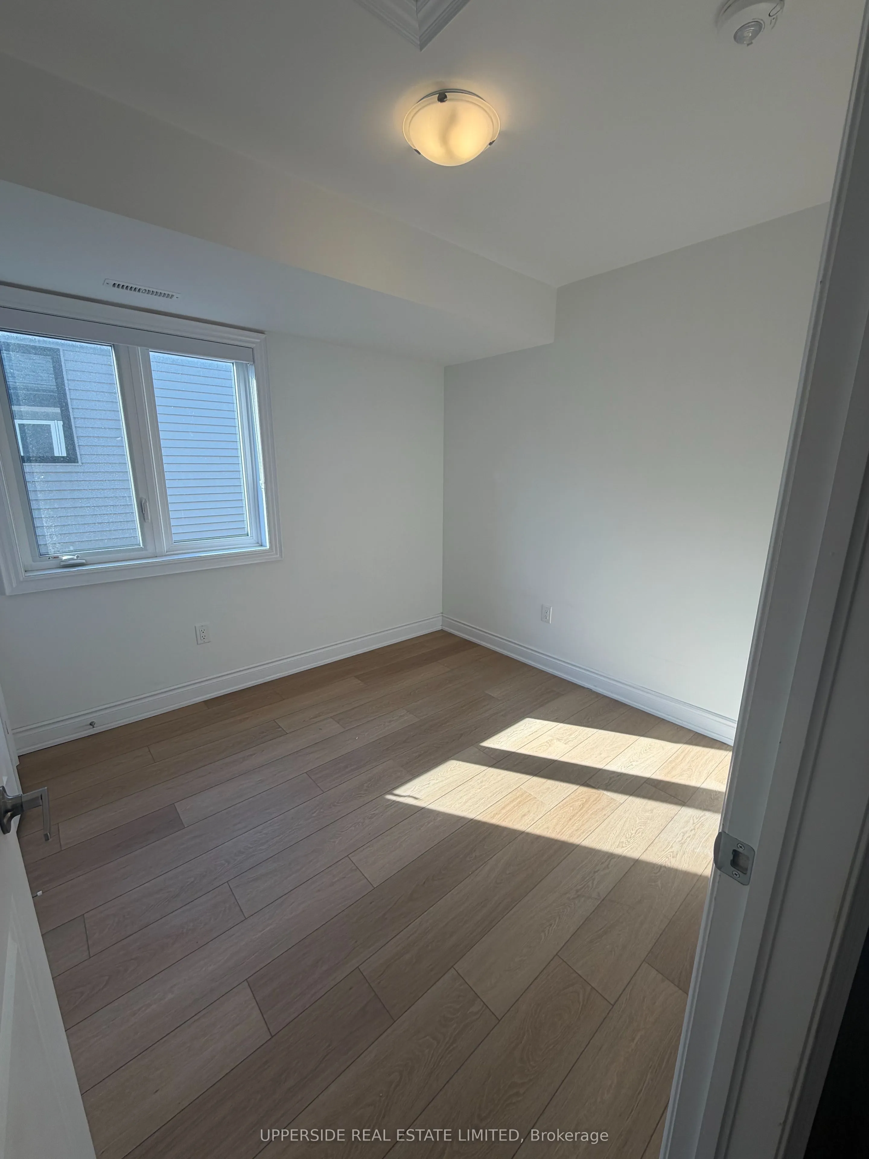 51 Hay Lane N, #3