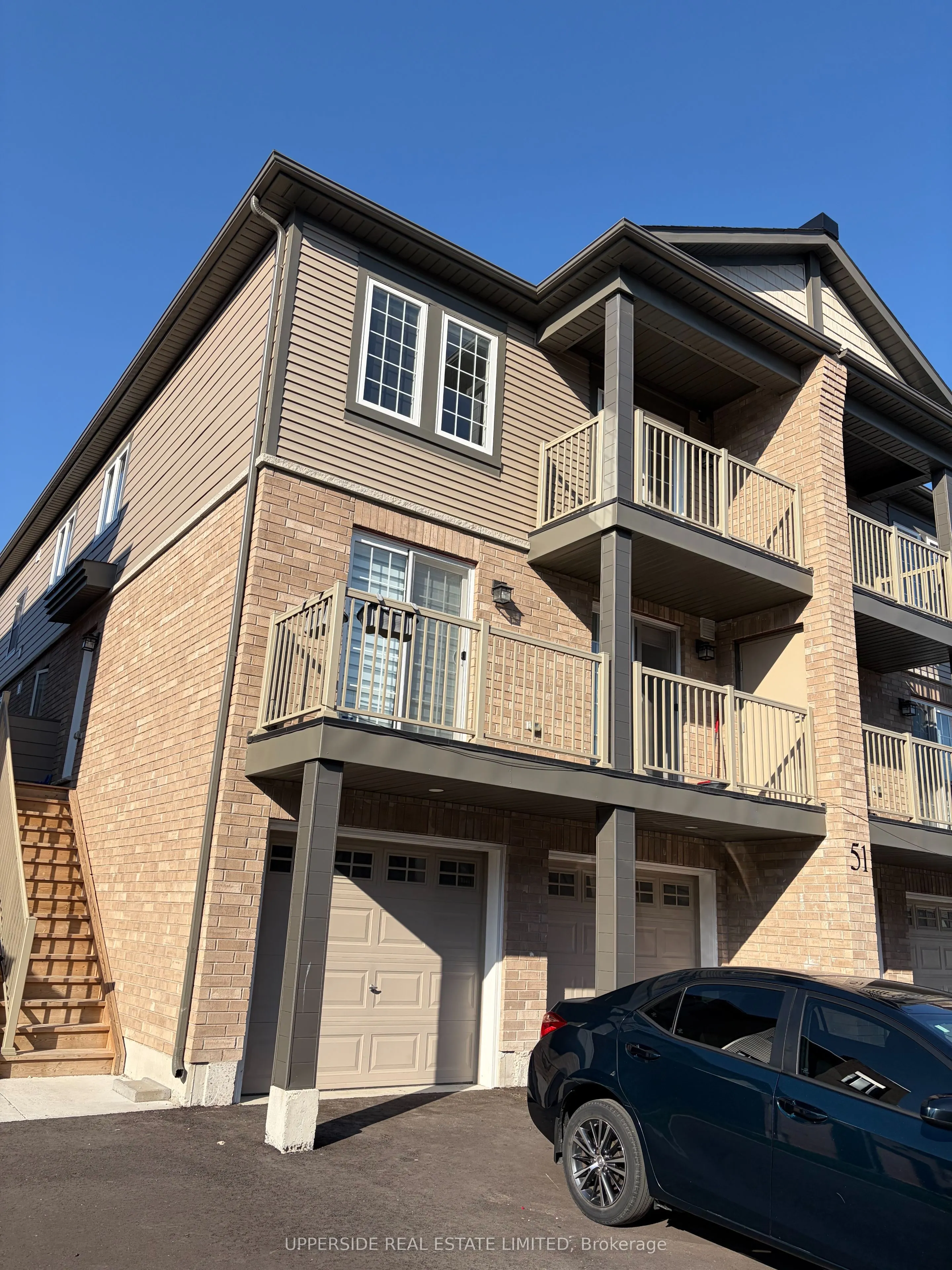 51 Hay Lane N, #3