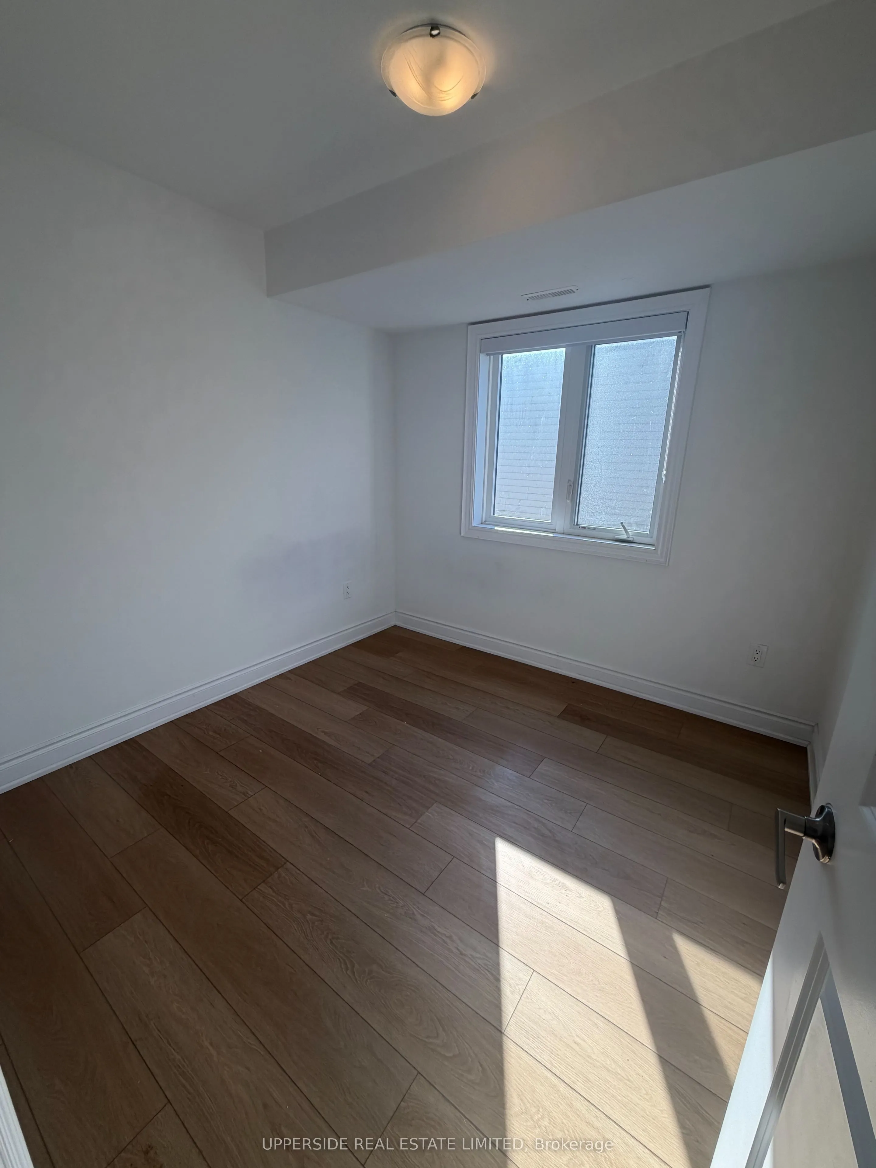 51 Hay Lane N, #3