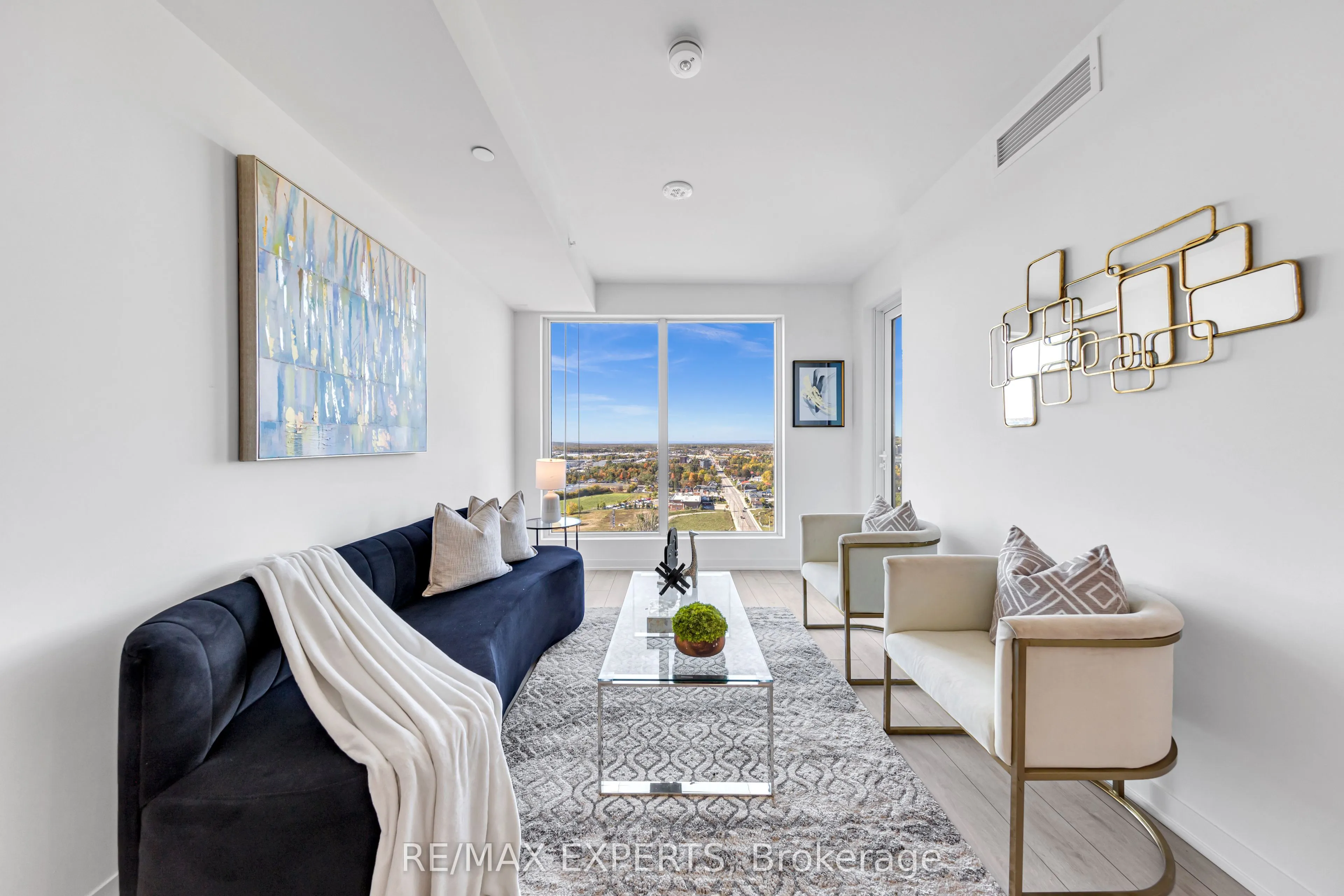 39 Mary Street W, #2102