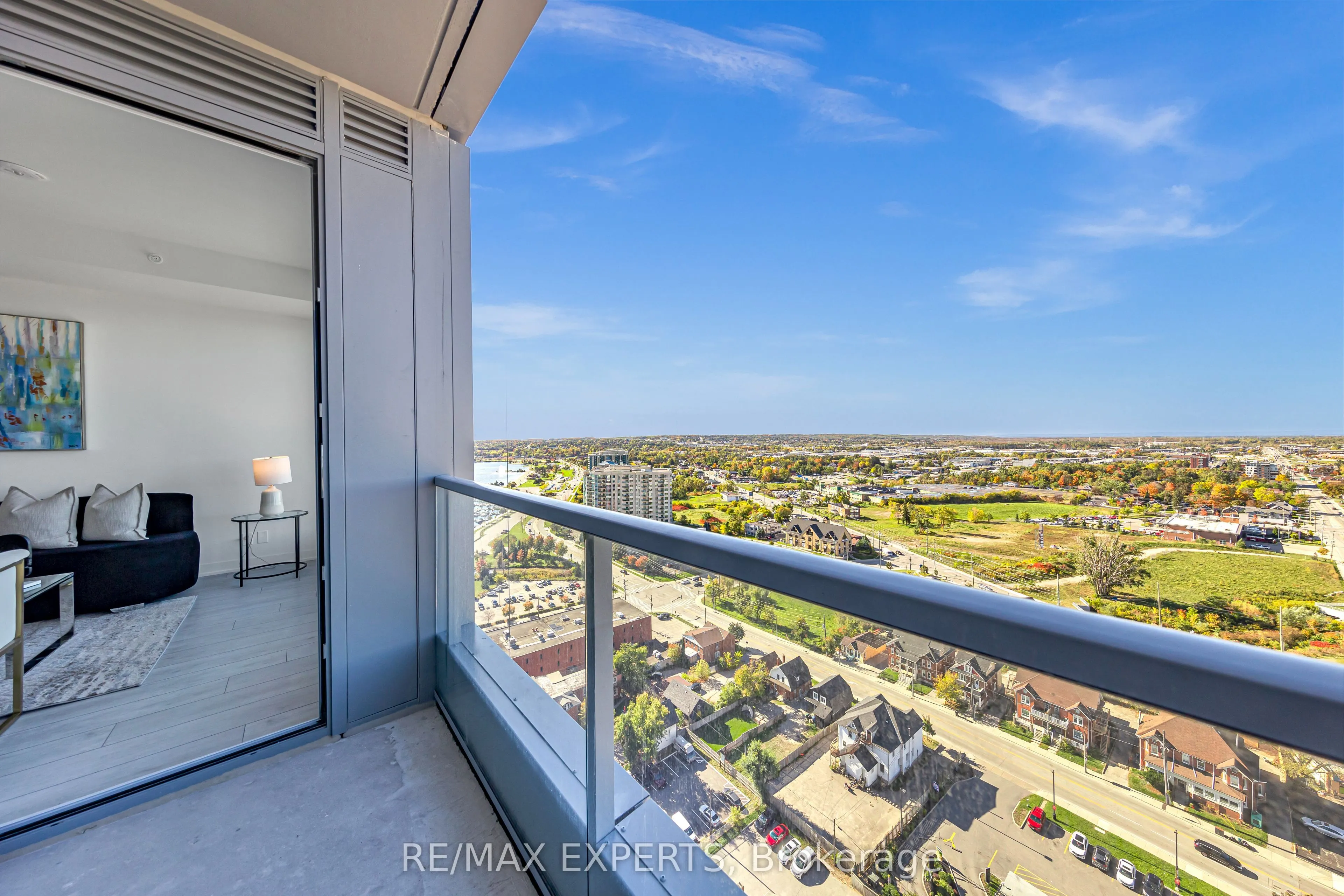 39 Mary Street W, #2102