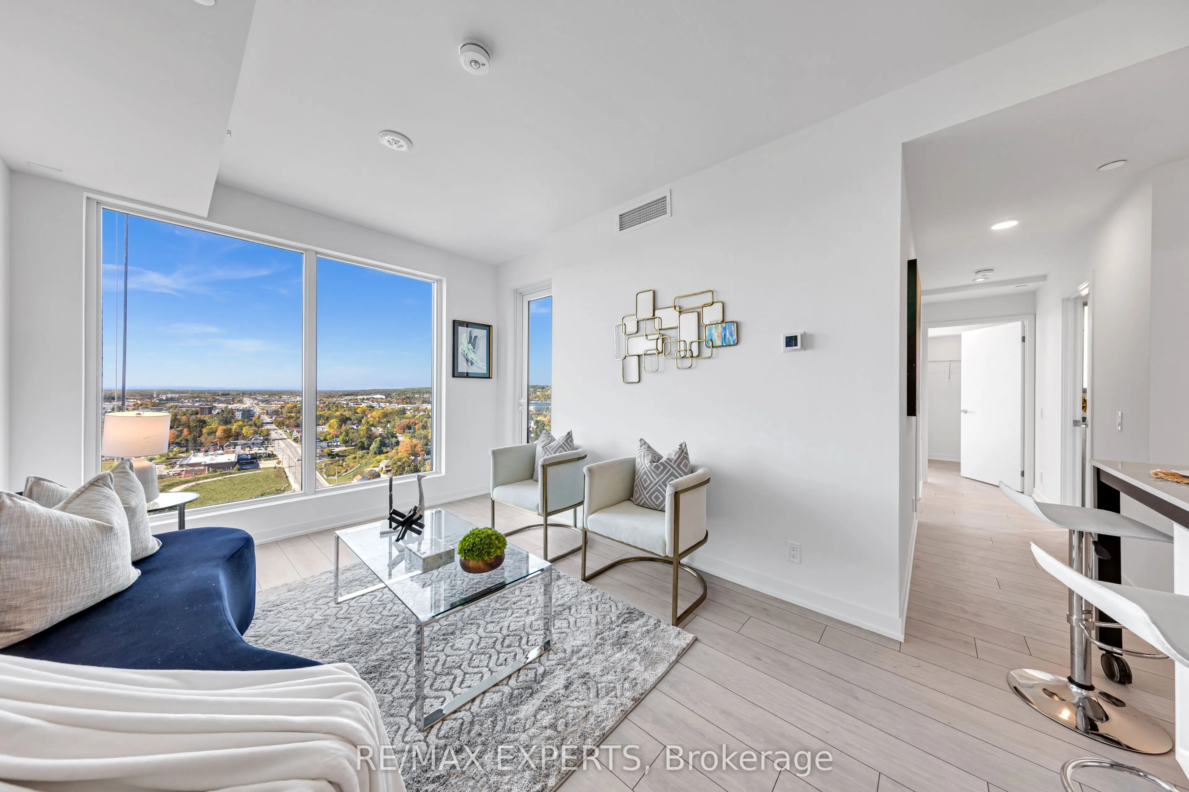 39 Mary Street W, #2102