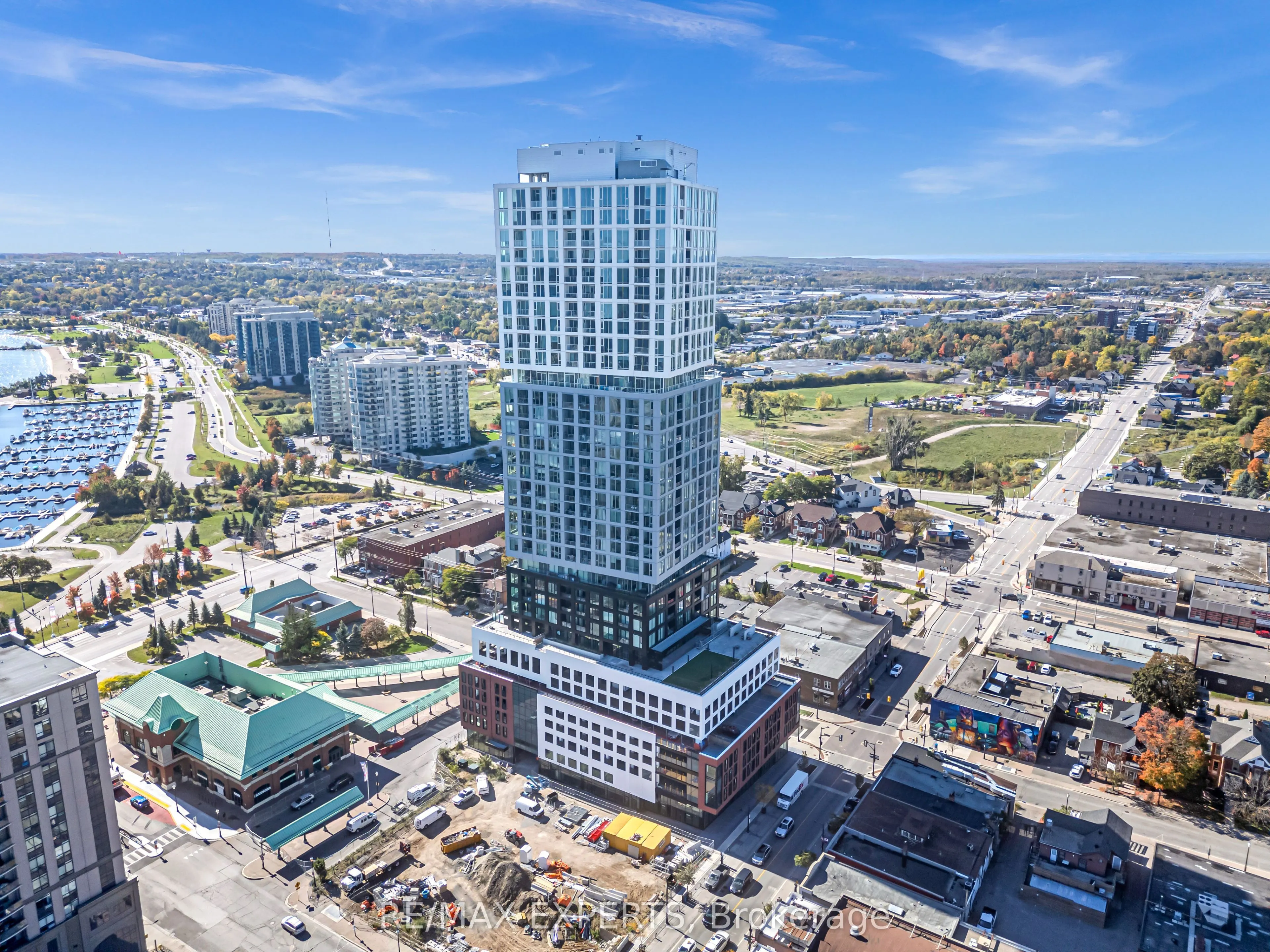39 Mary Street W, #2102