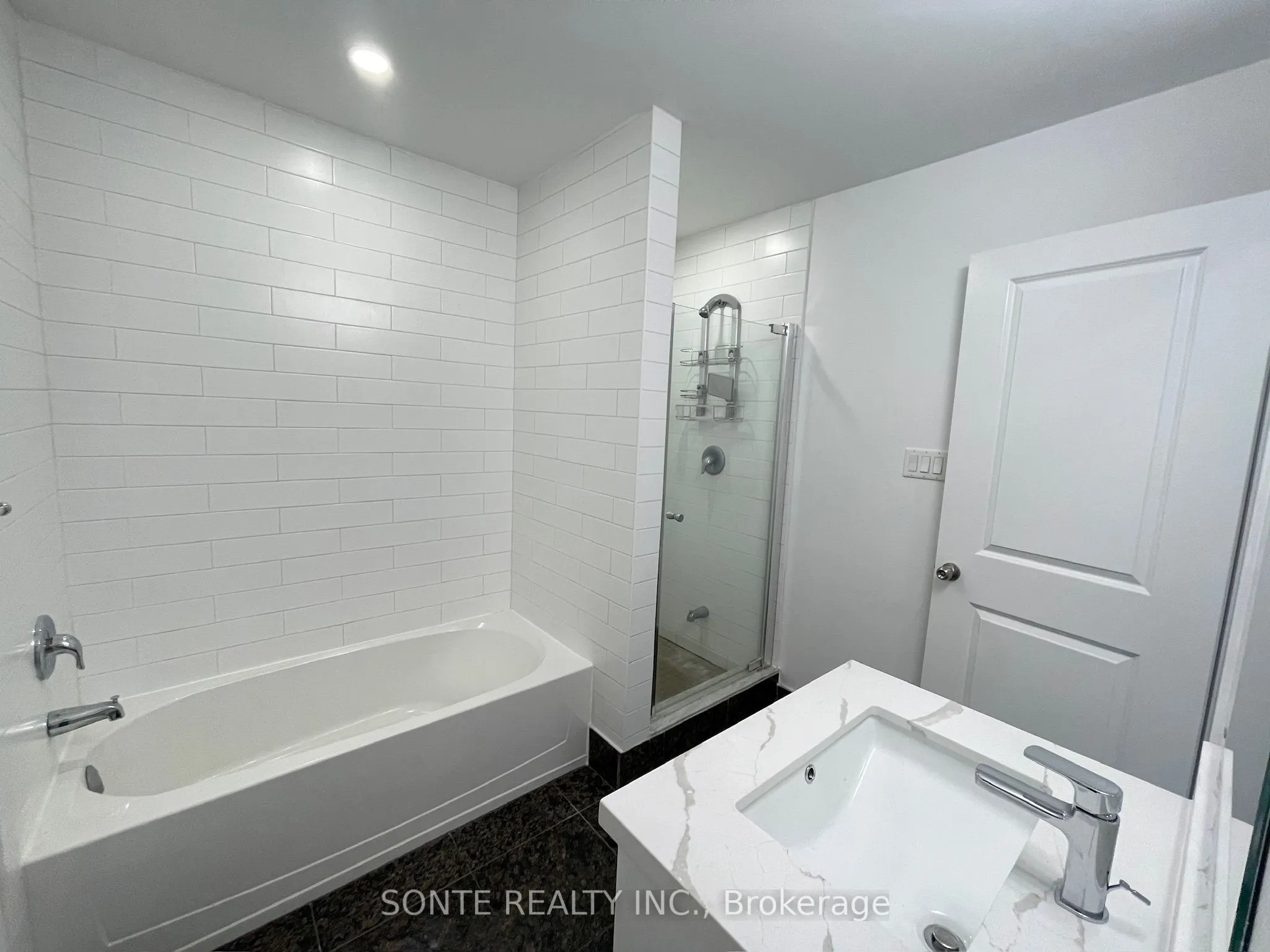 40 Megan Crescent, ##15