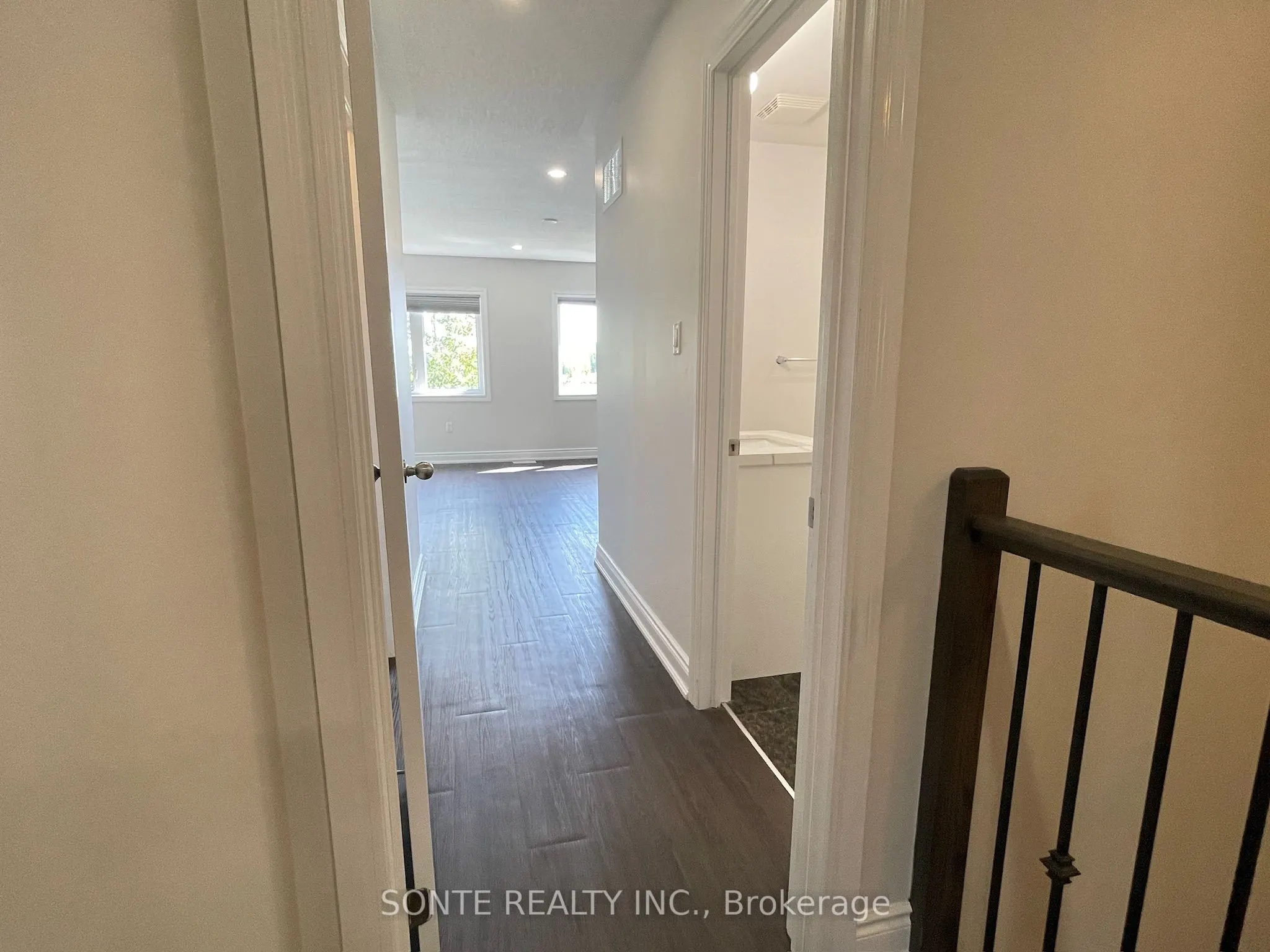 40 Megan Crescent, ##15
