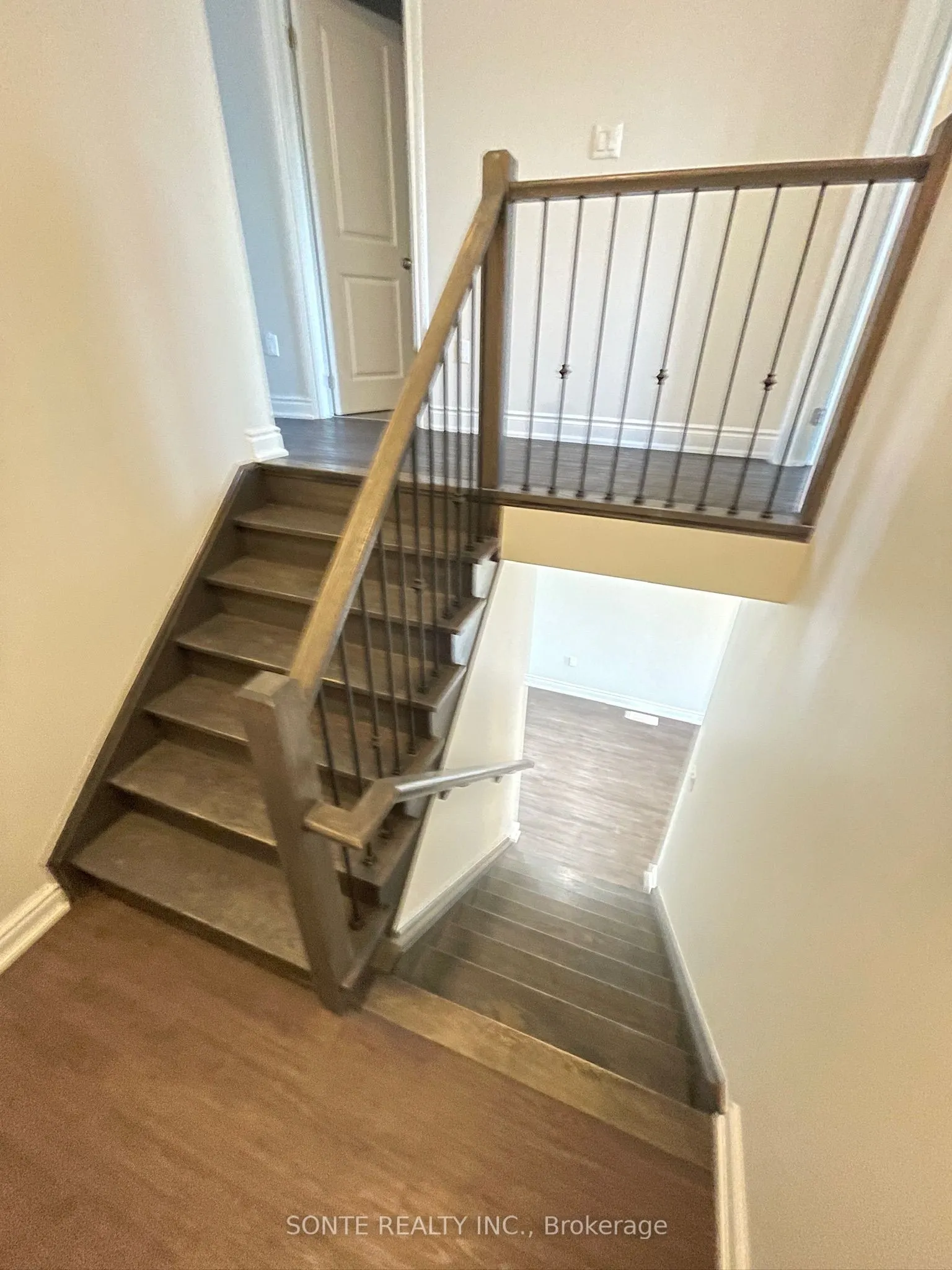 40 Megan Crescent, ##15