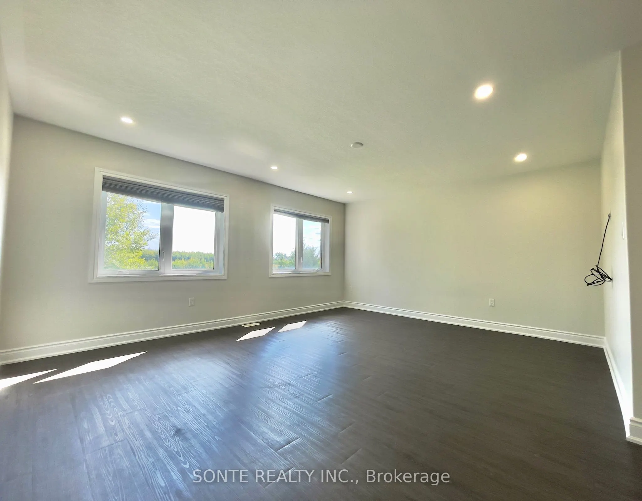 40 Megan Crescent, ##15