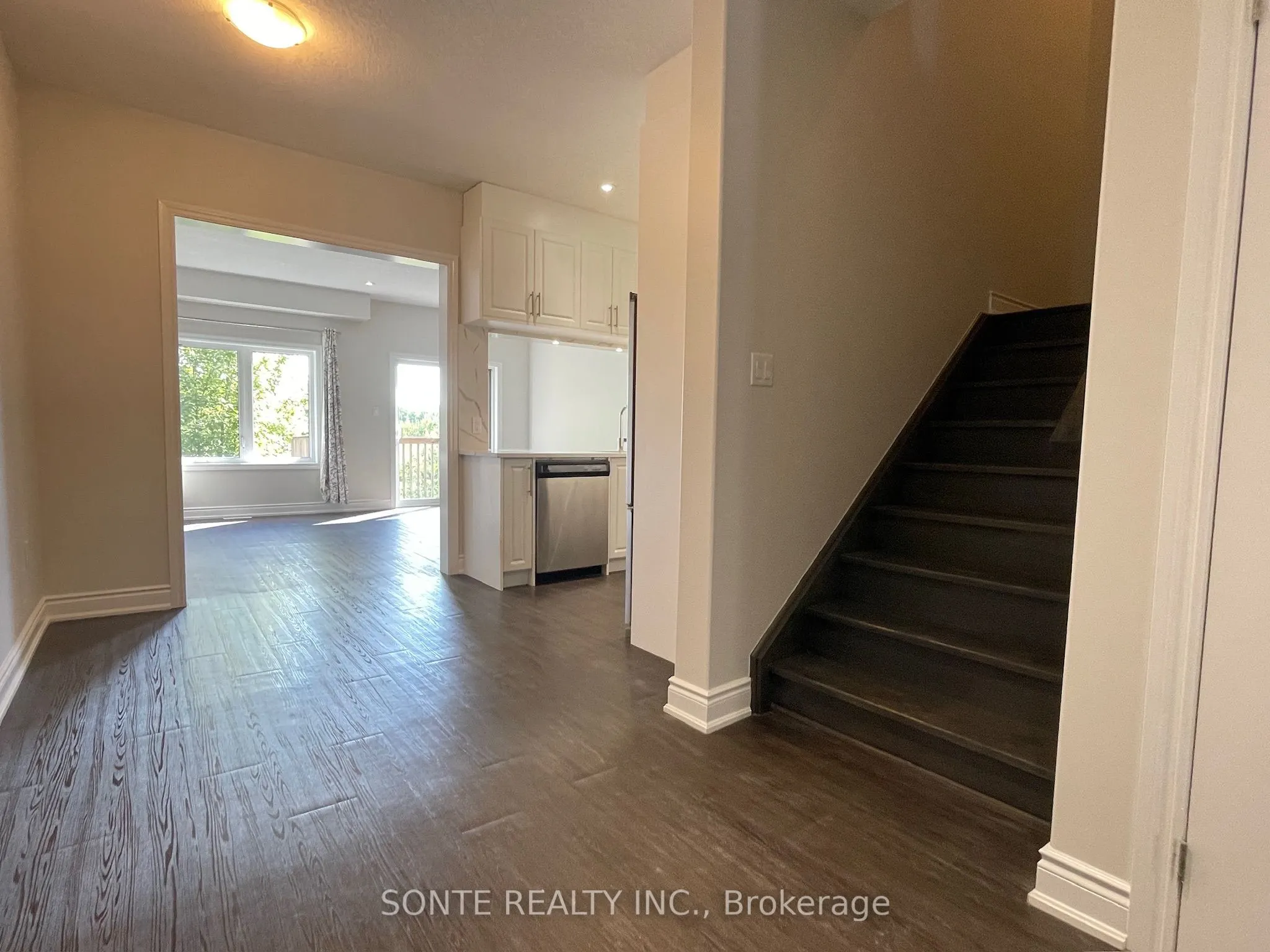 40 Megan Crescent, ##15