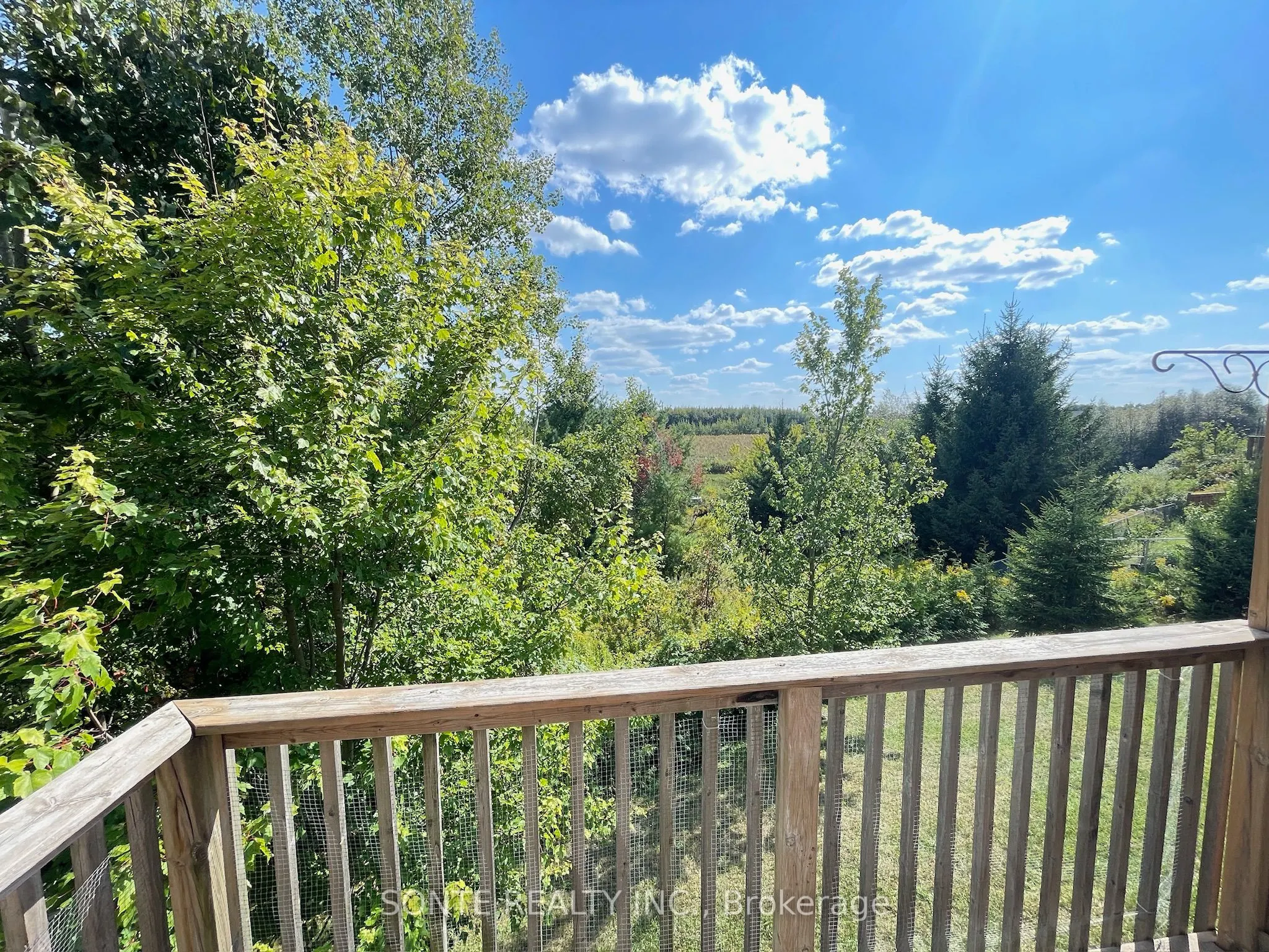 40 Megan Crescent, ##15