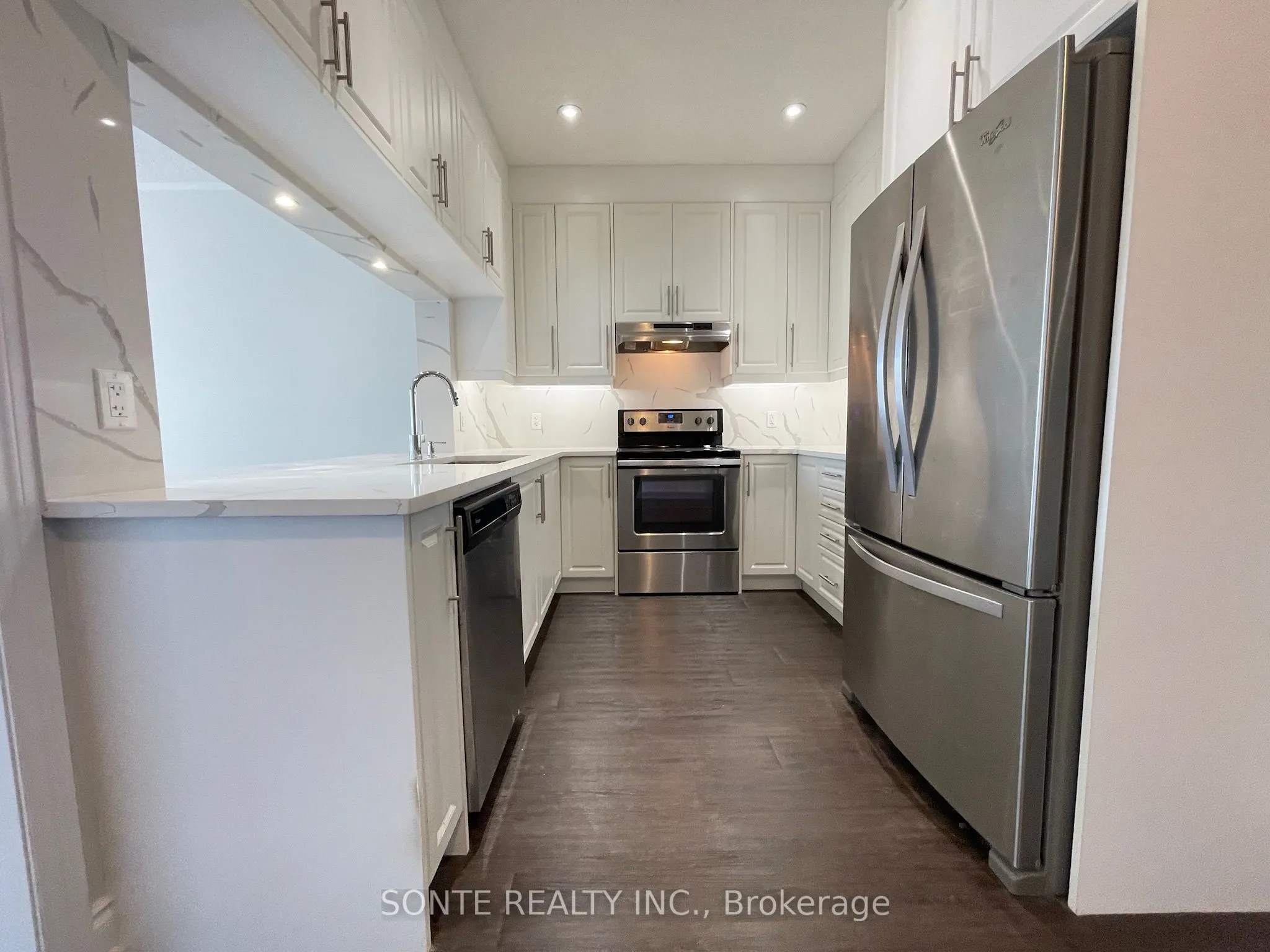 40 Megan Crescent, ##15