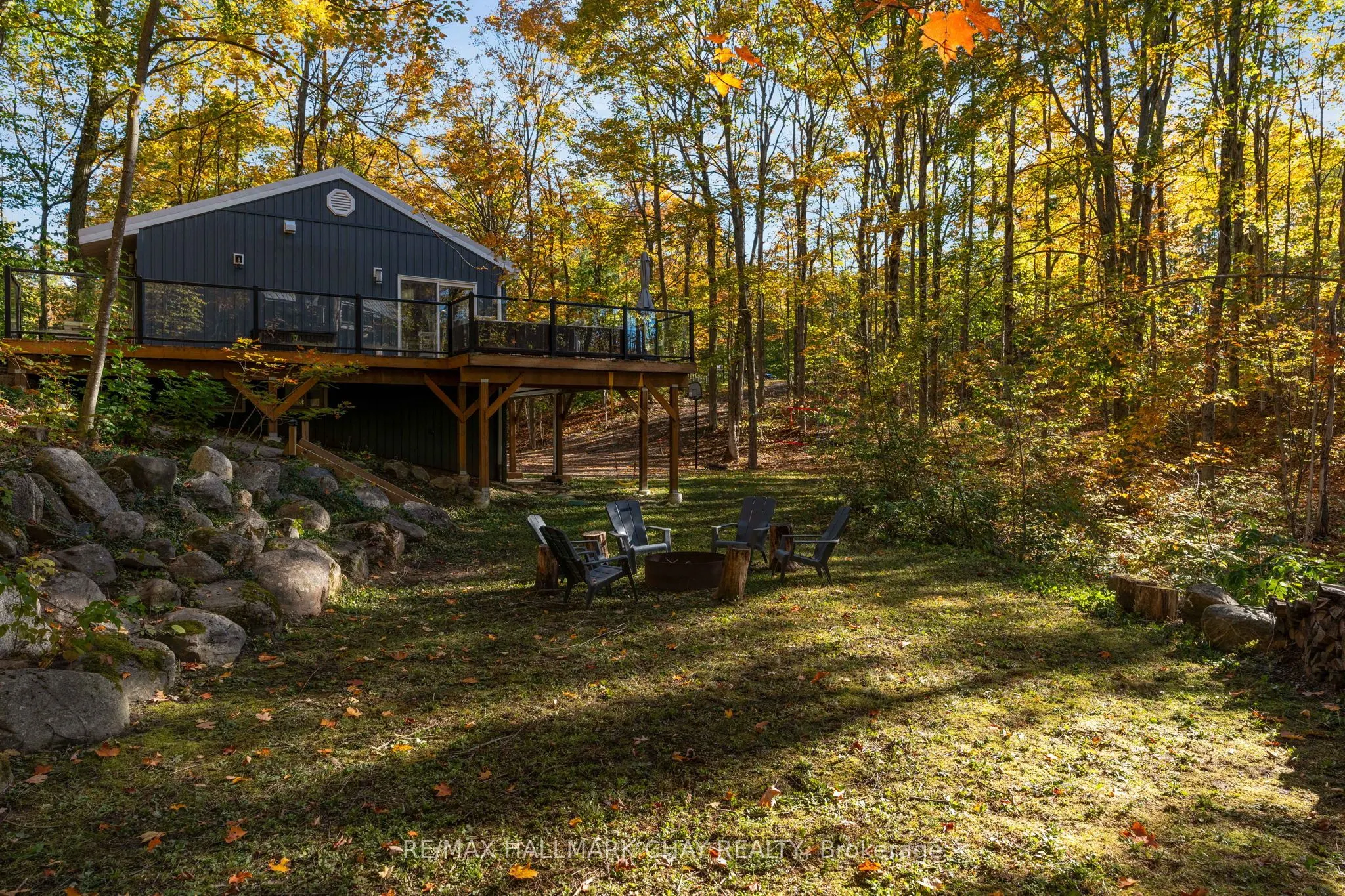 1 Iroquois Ridge